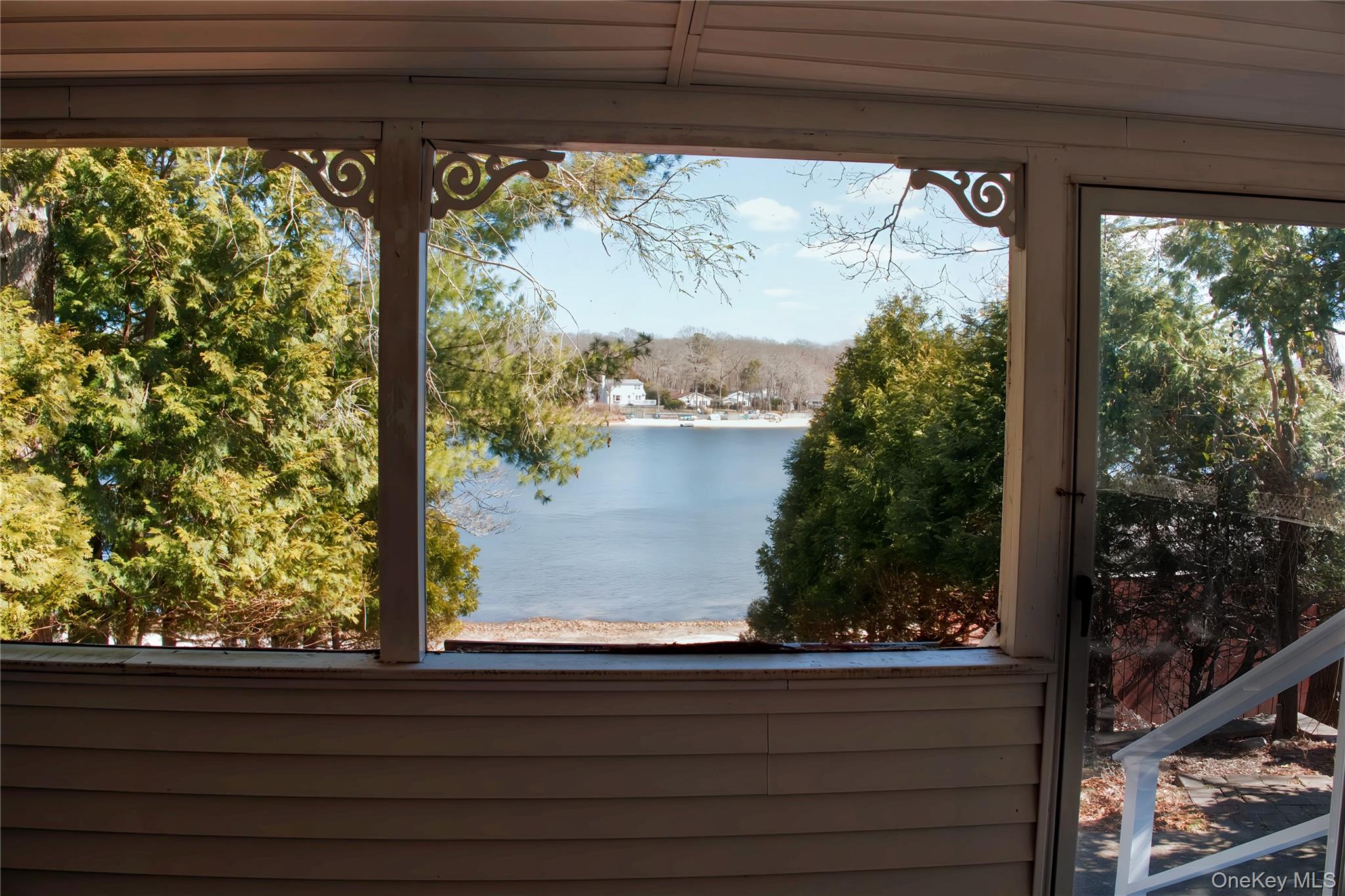 215 Lakeside Trail – For Sale photo 14