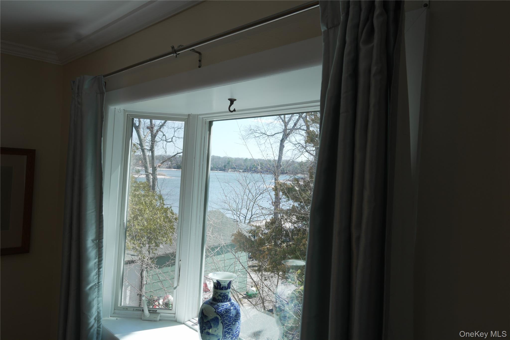 215 Lakeside Trail – For Sale photo 6