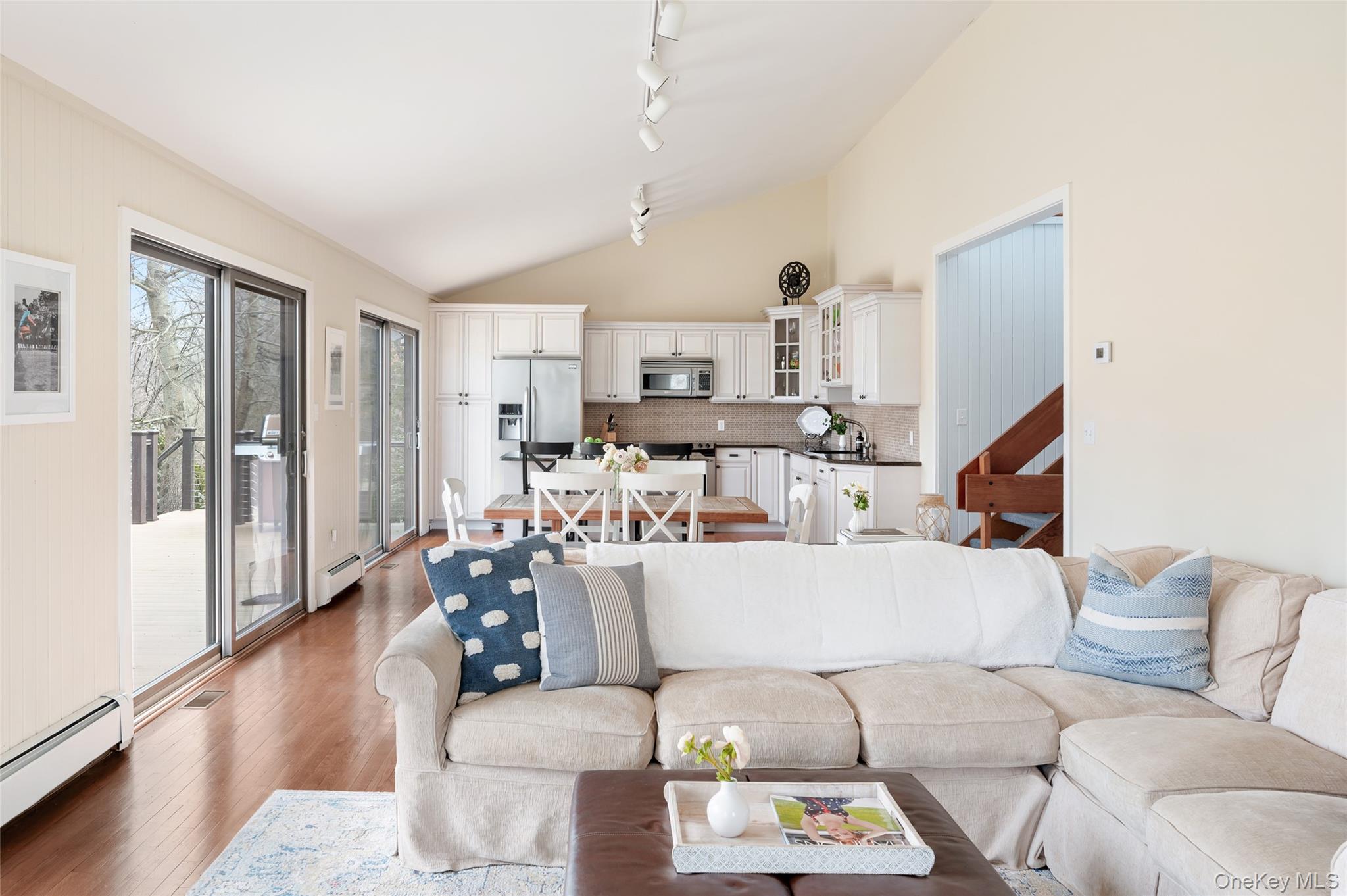 180 S Fairview Avenue – For Sale photo 4