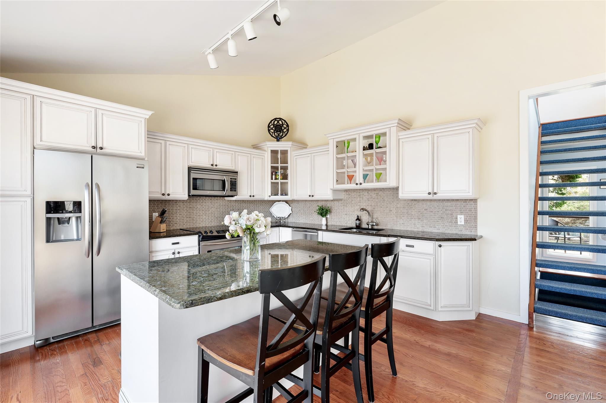 180 S Fairview Avenue – For Sale photo 8