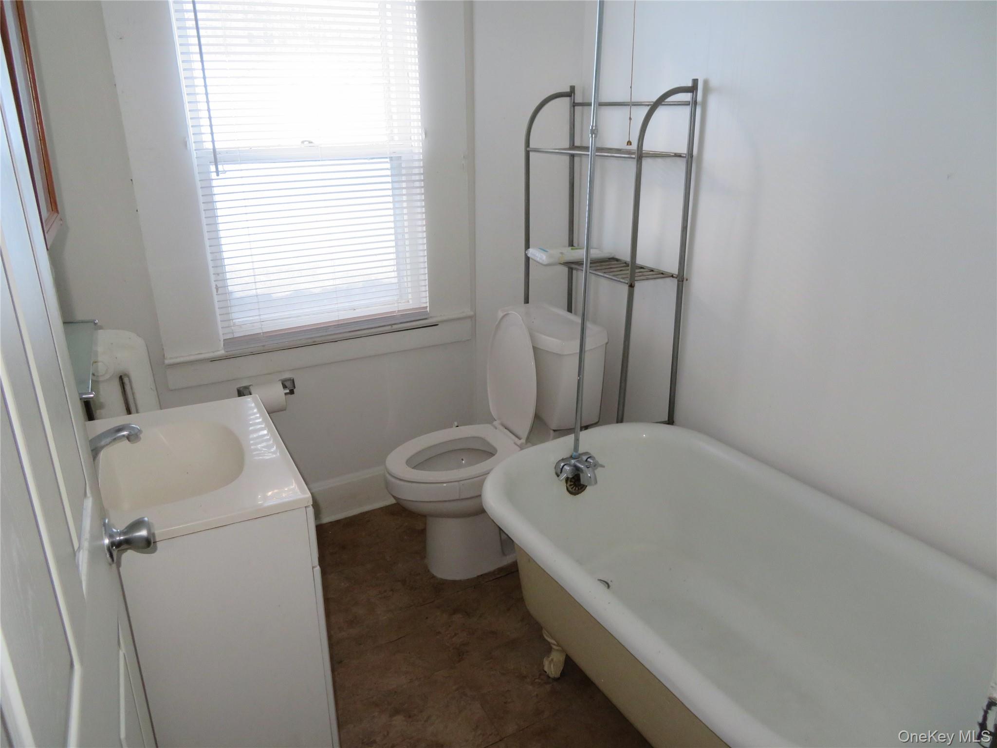 125 Hudson Terrace – For Sale photo 16