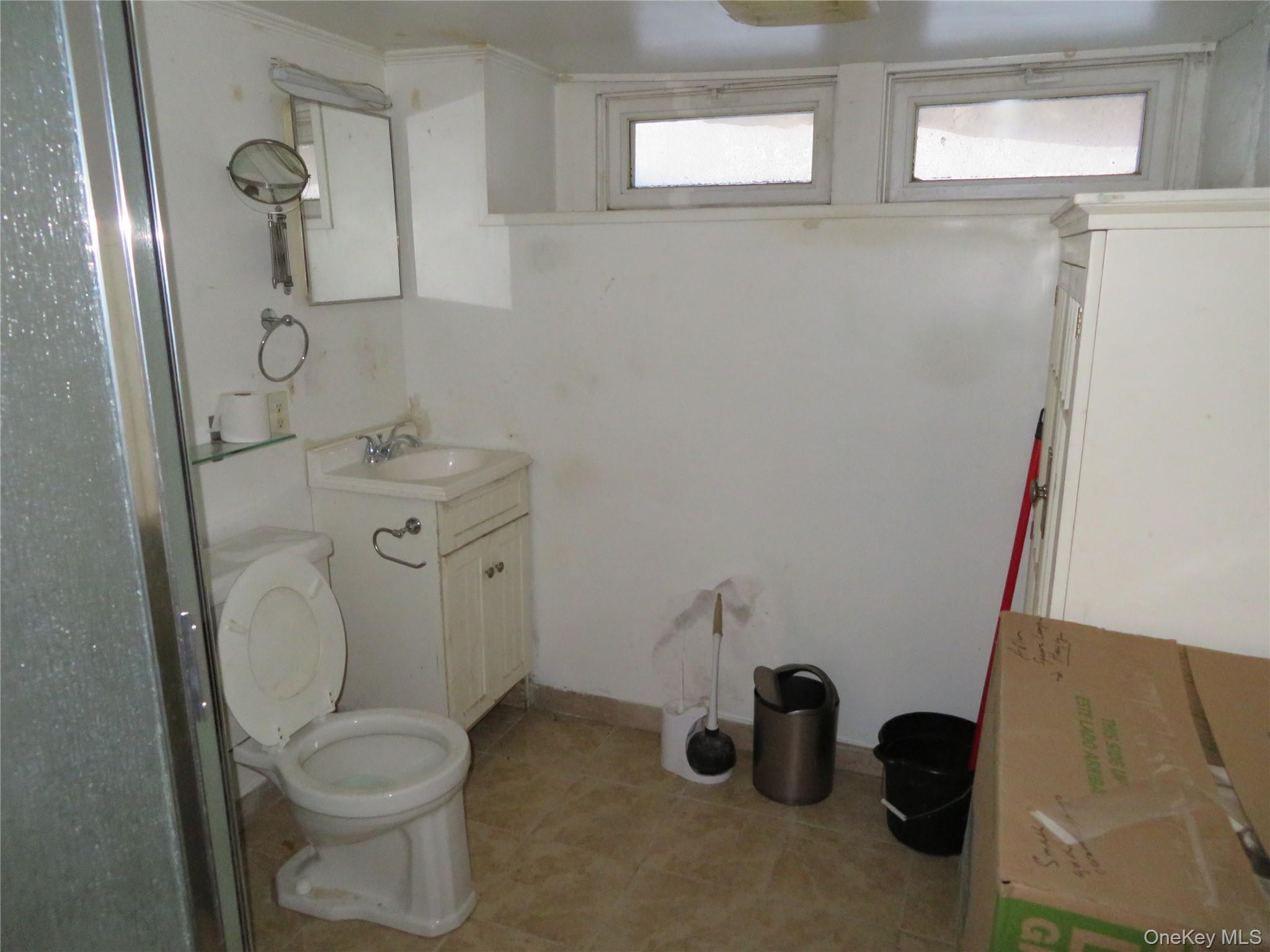125 Hudson Terrace – For Sale photo 7