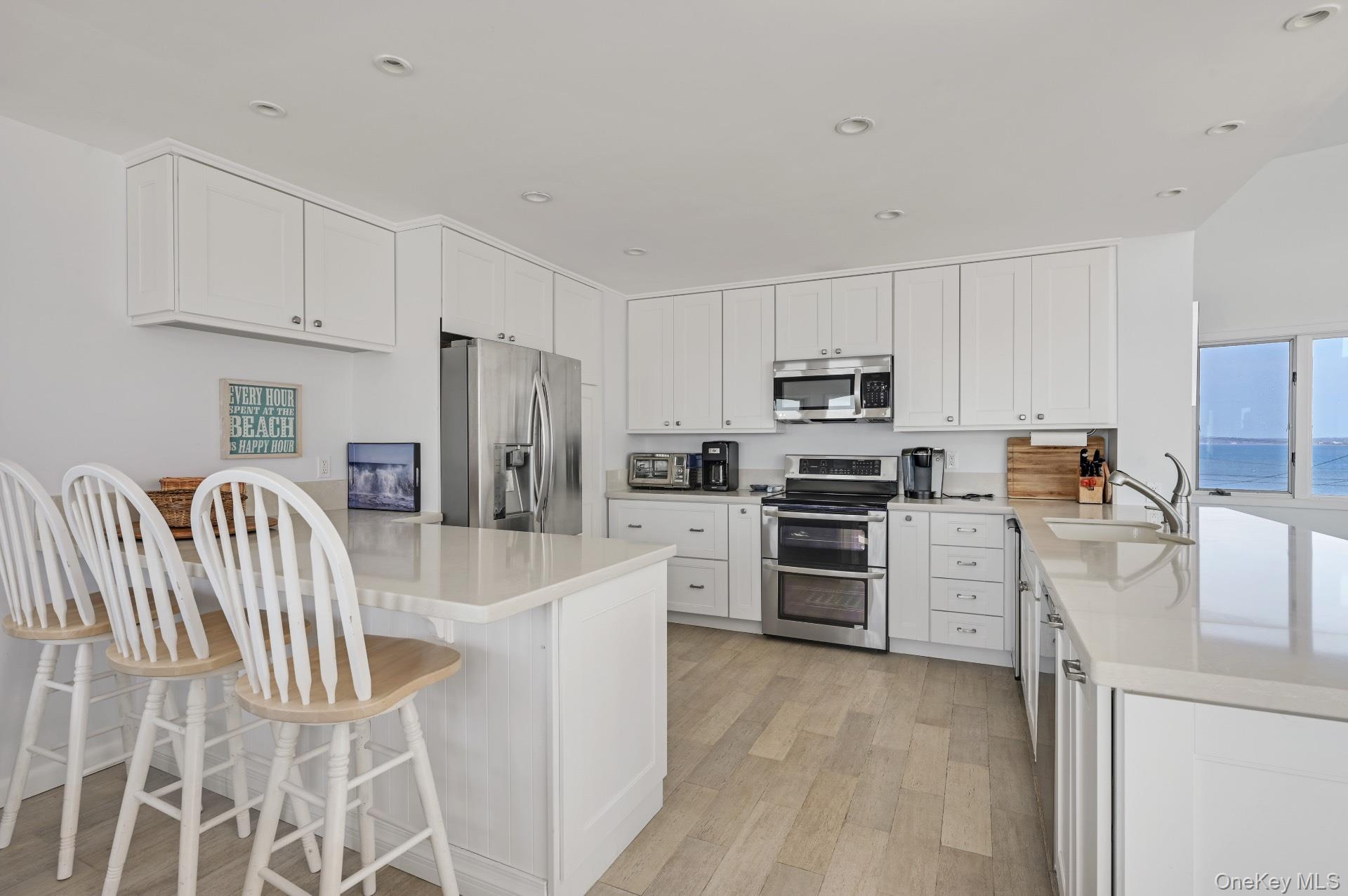 40 Dune Road – For Rent photo 8
