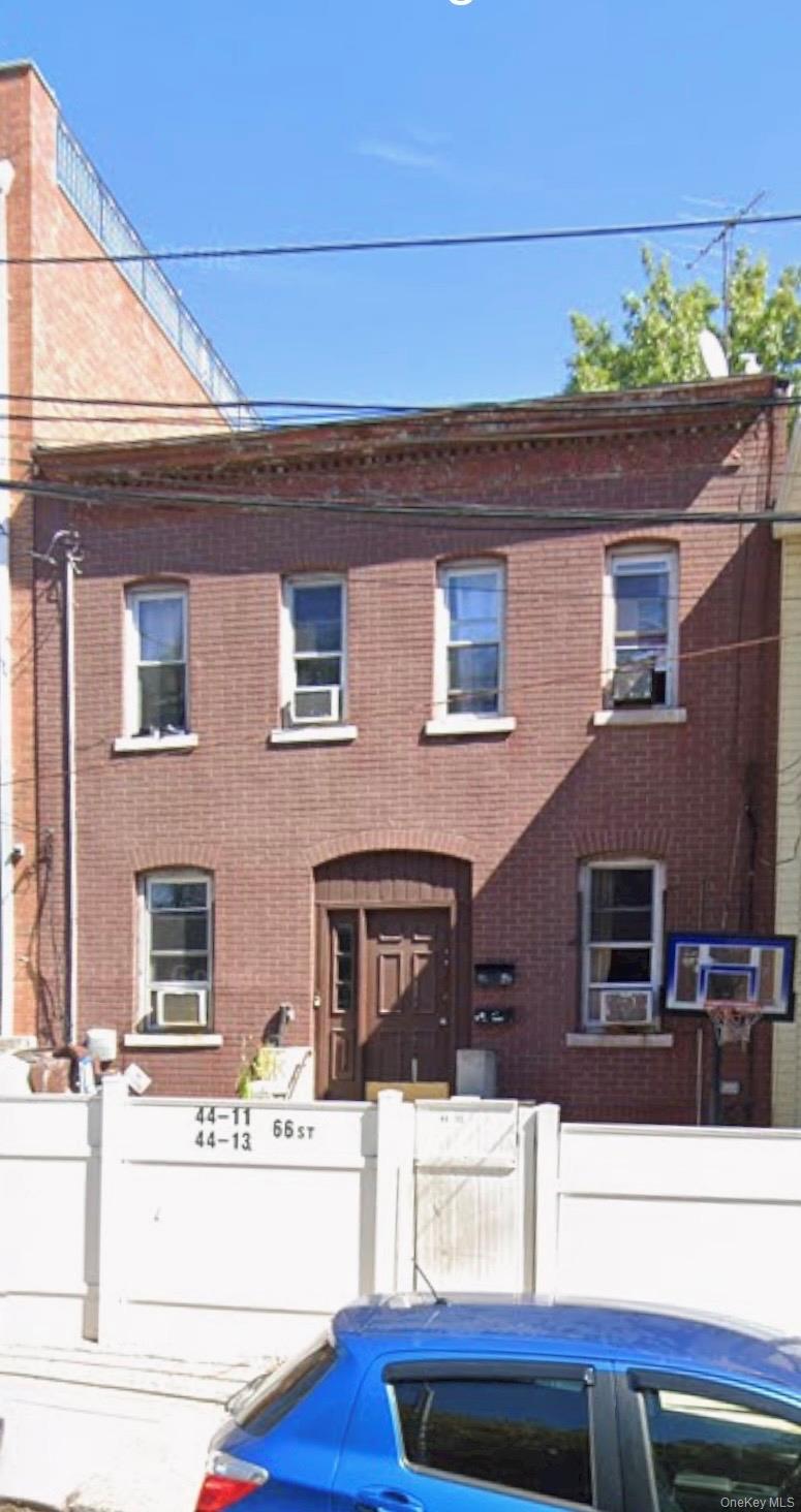 4413 66th Street – For Sale