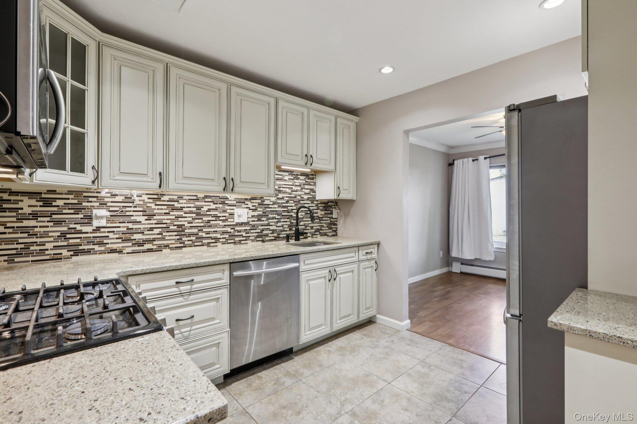 267 Country Club Lane – For Sale photo 11