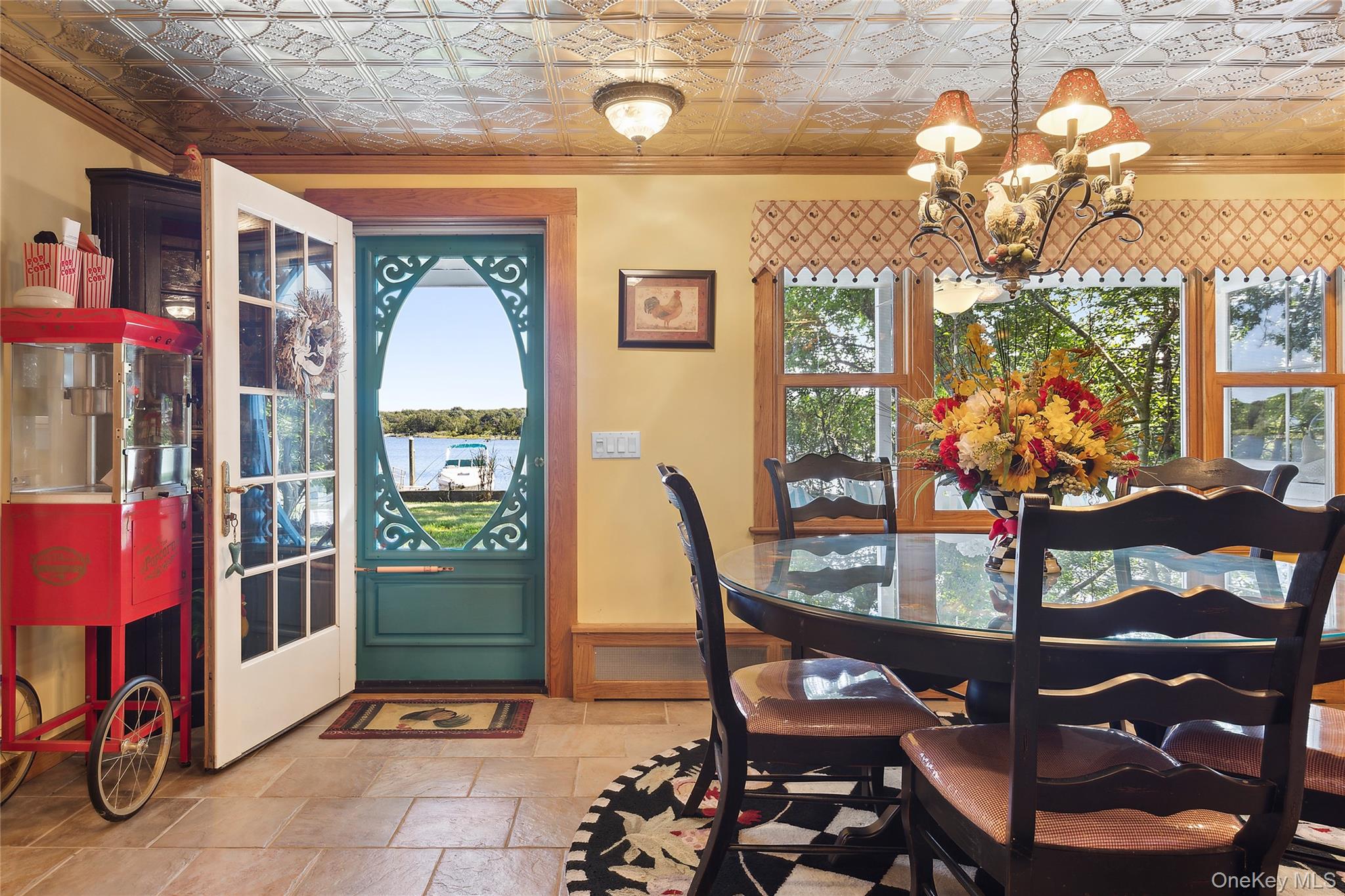 210 Redwood Road – For Sale photo 15