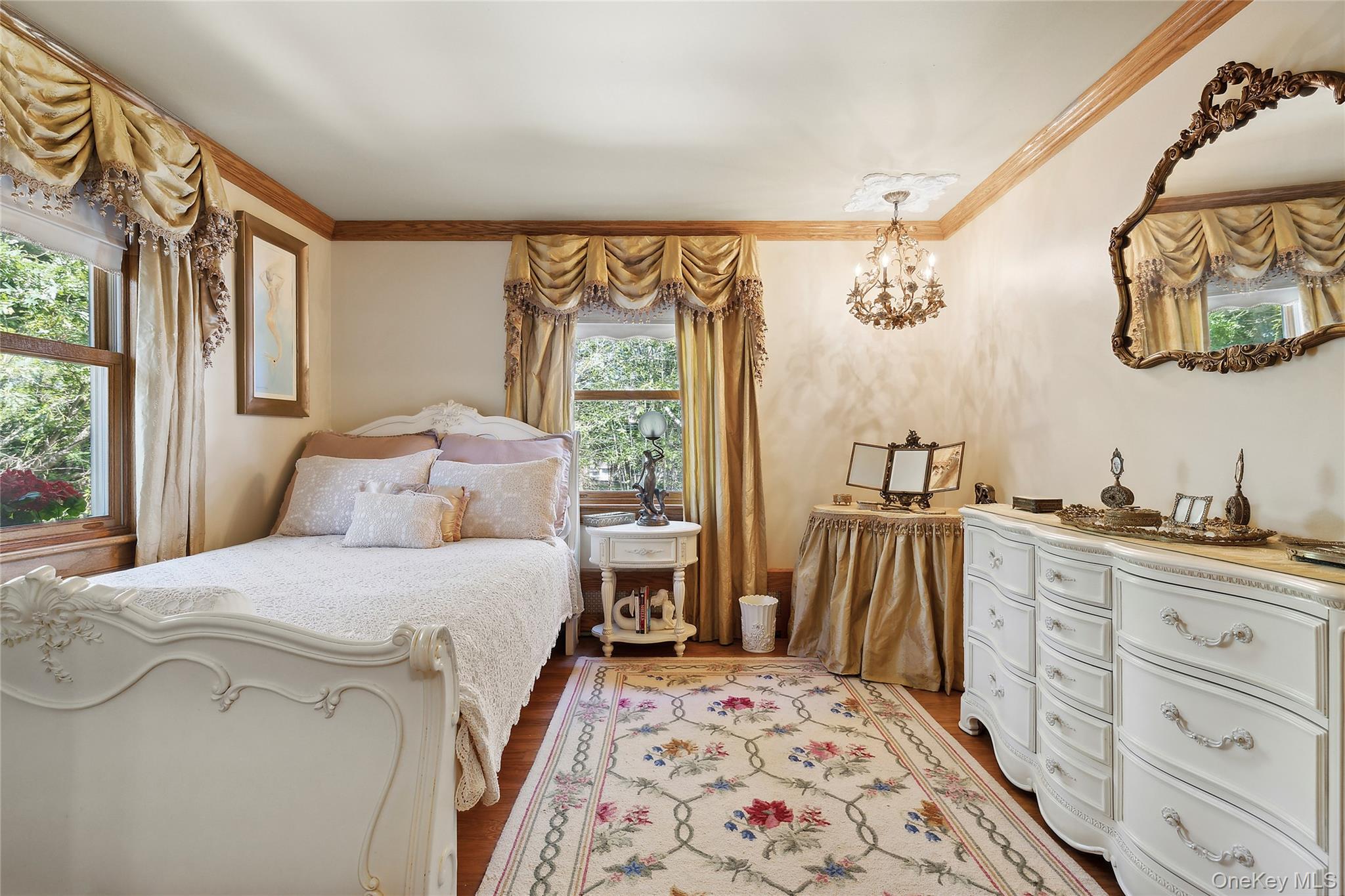 210 Redwood Road – For Sale photo 21