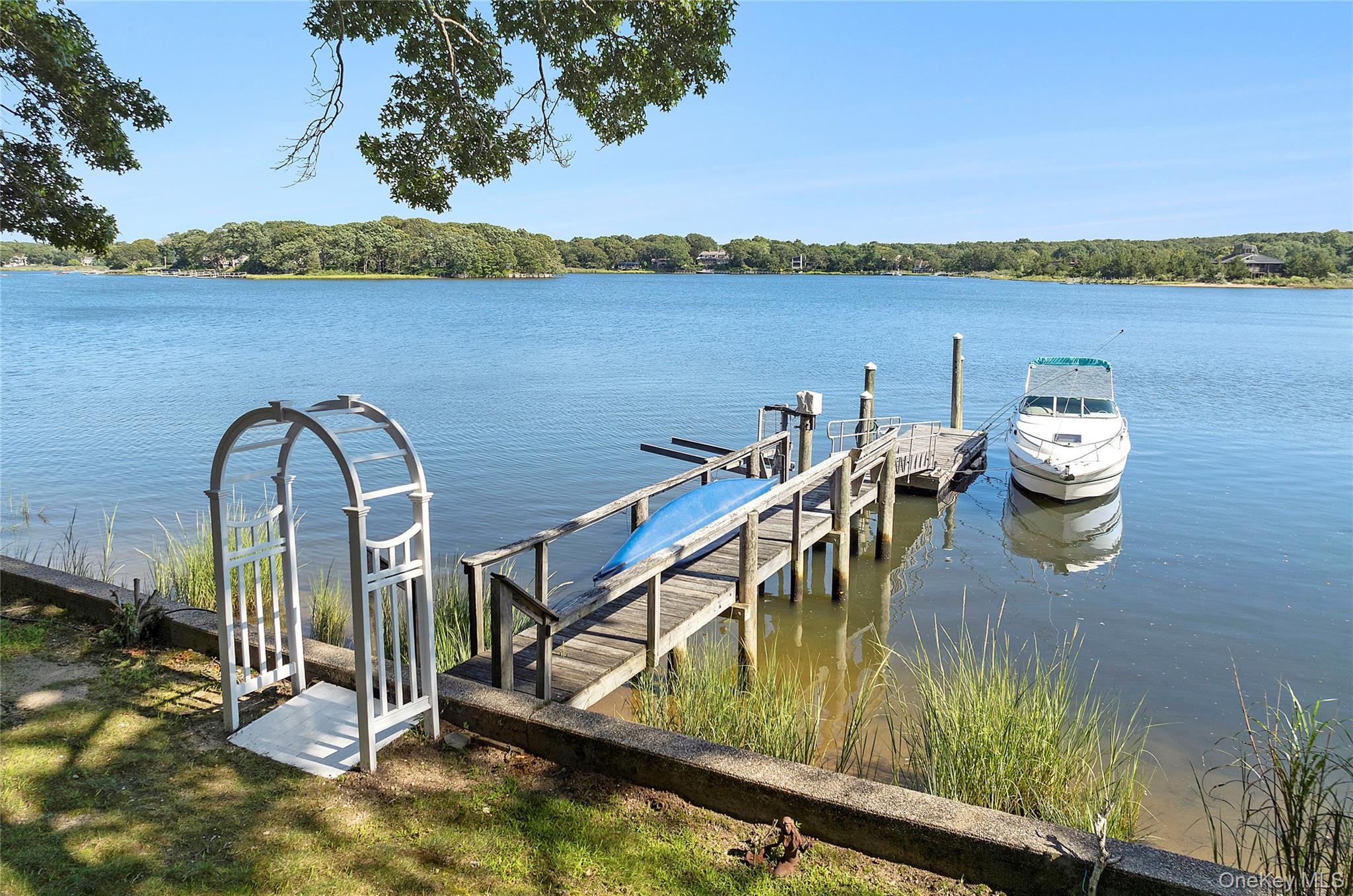 210 Redwood Road – For Sale photo 8