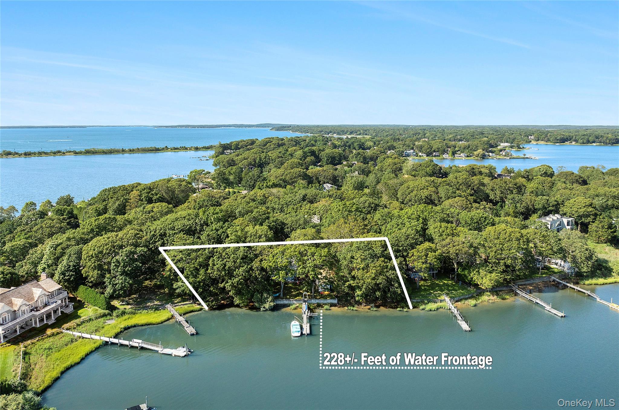 210 Redwood Road – For Sale photo 2