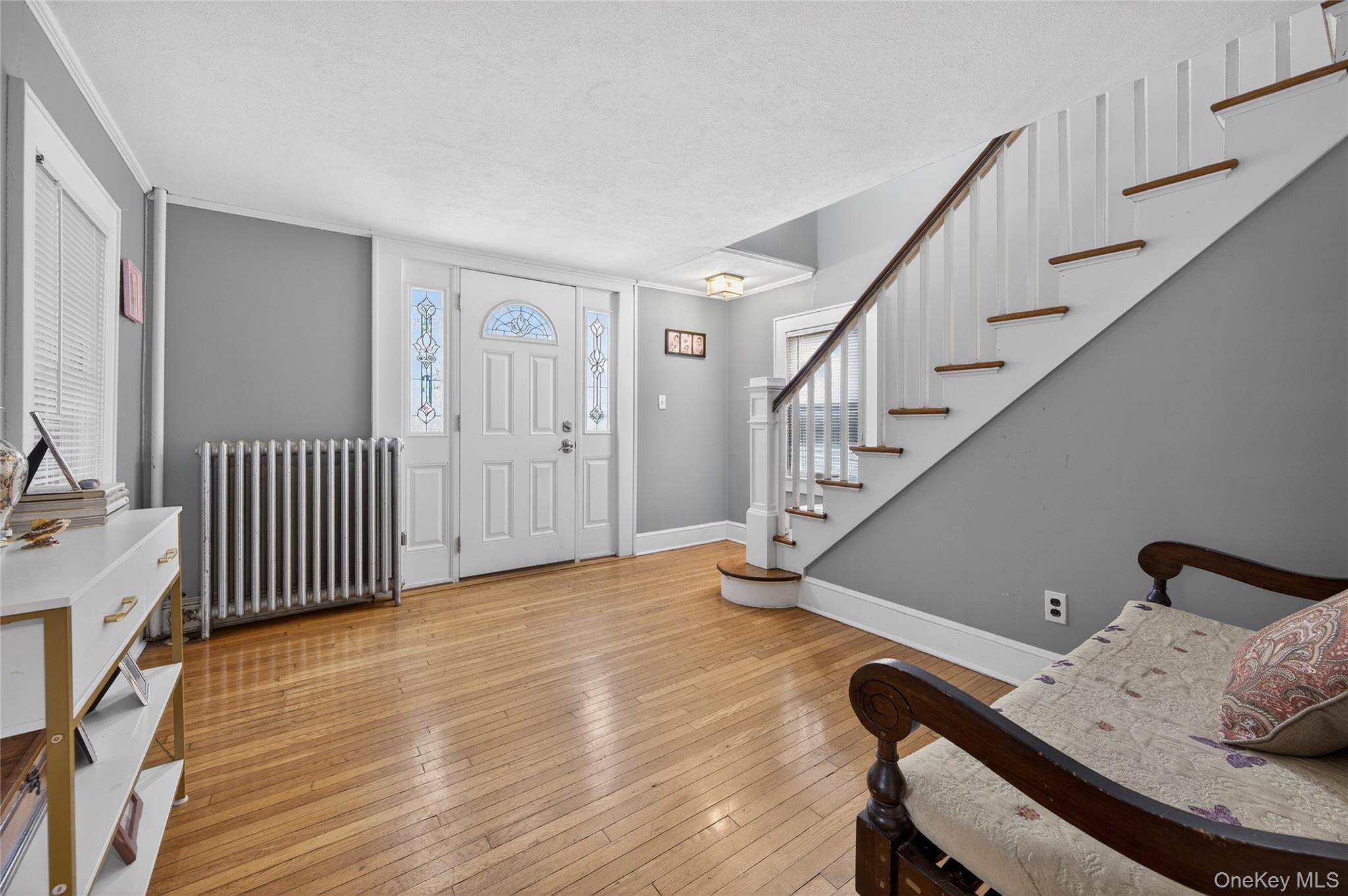 22 Perry Avenue – For Sale photo 4