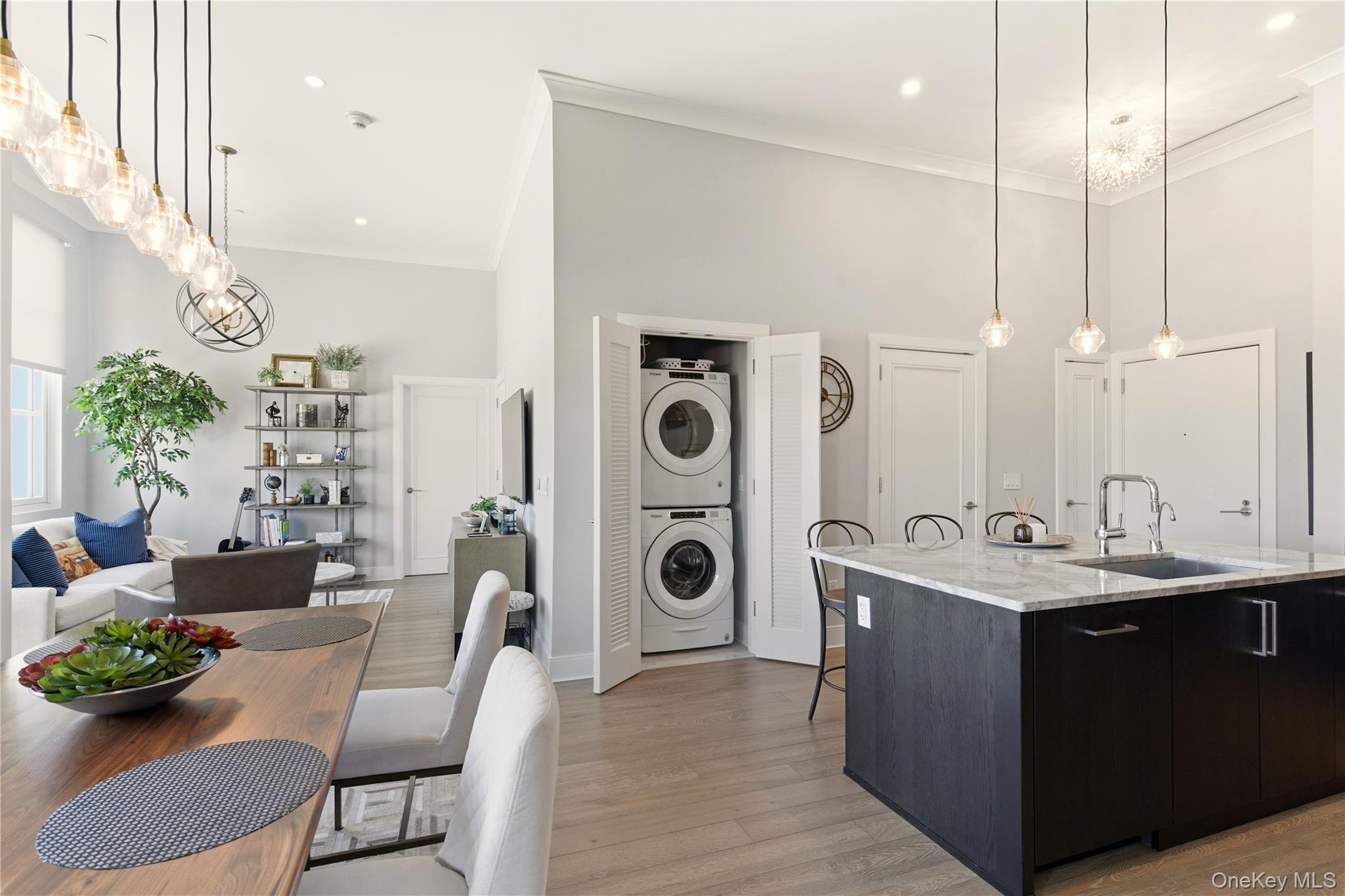 100 Garvies Point Road, Unit 1033 photo 9