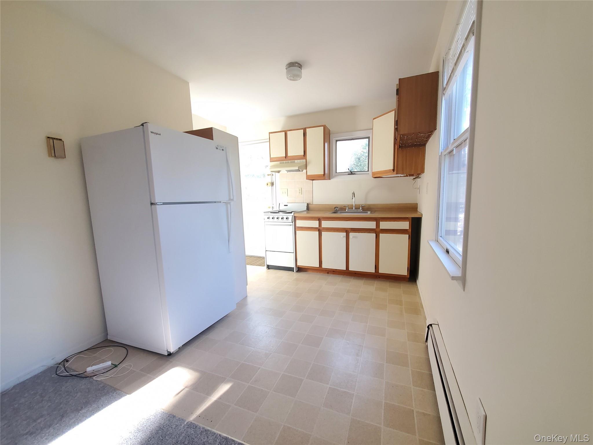 179 Mount Sinai – For Rent photo 4