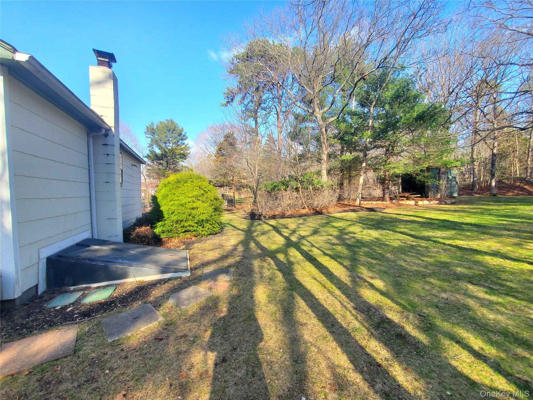 179 Mount Sinai – For Rent photo 12