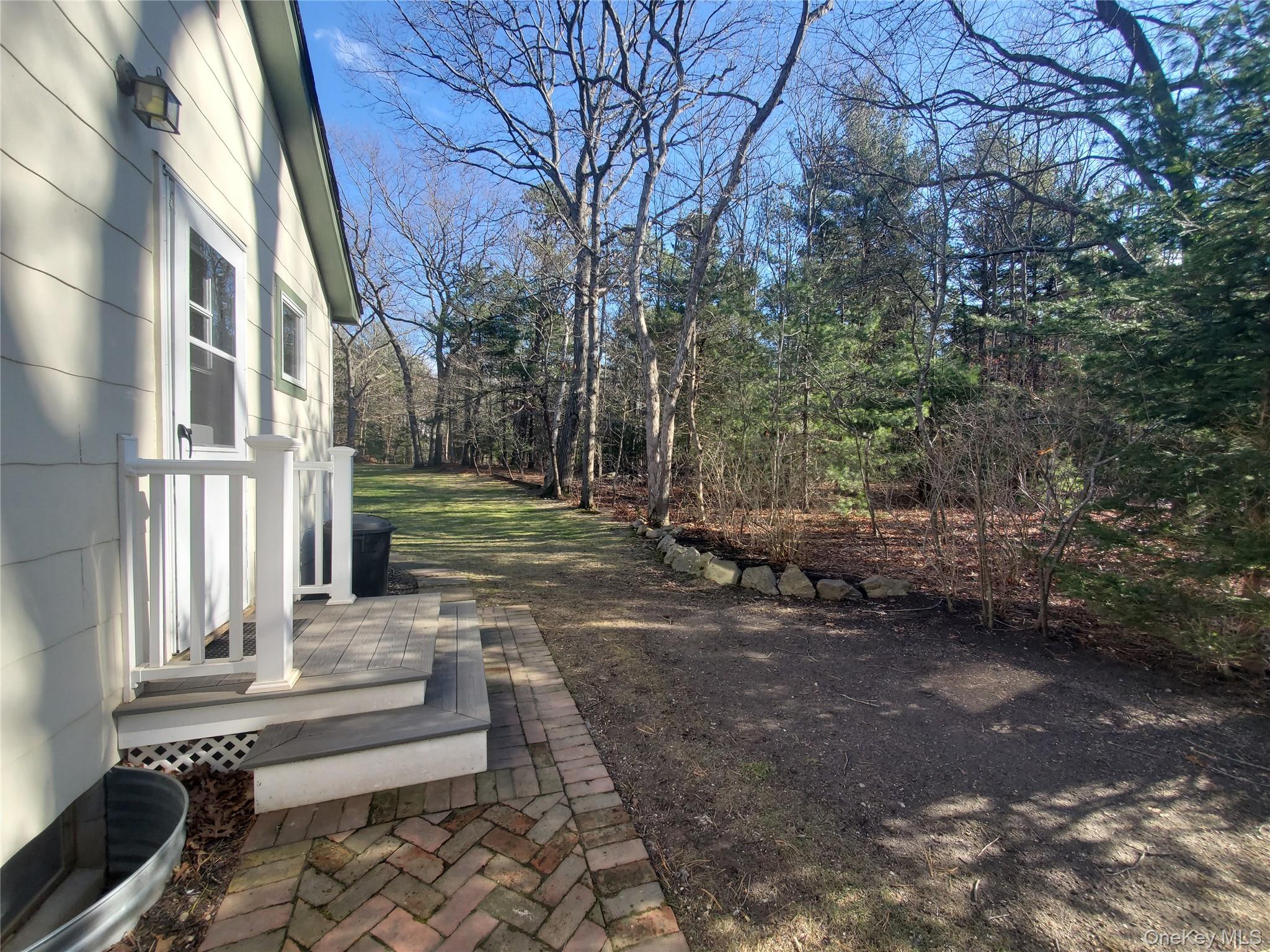 179 Mount Sinai – For Rent photo 11