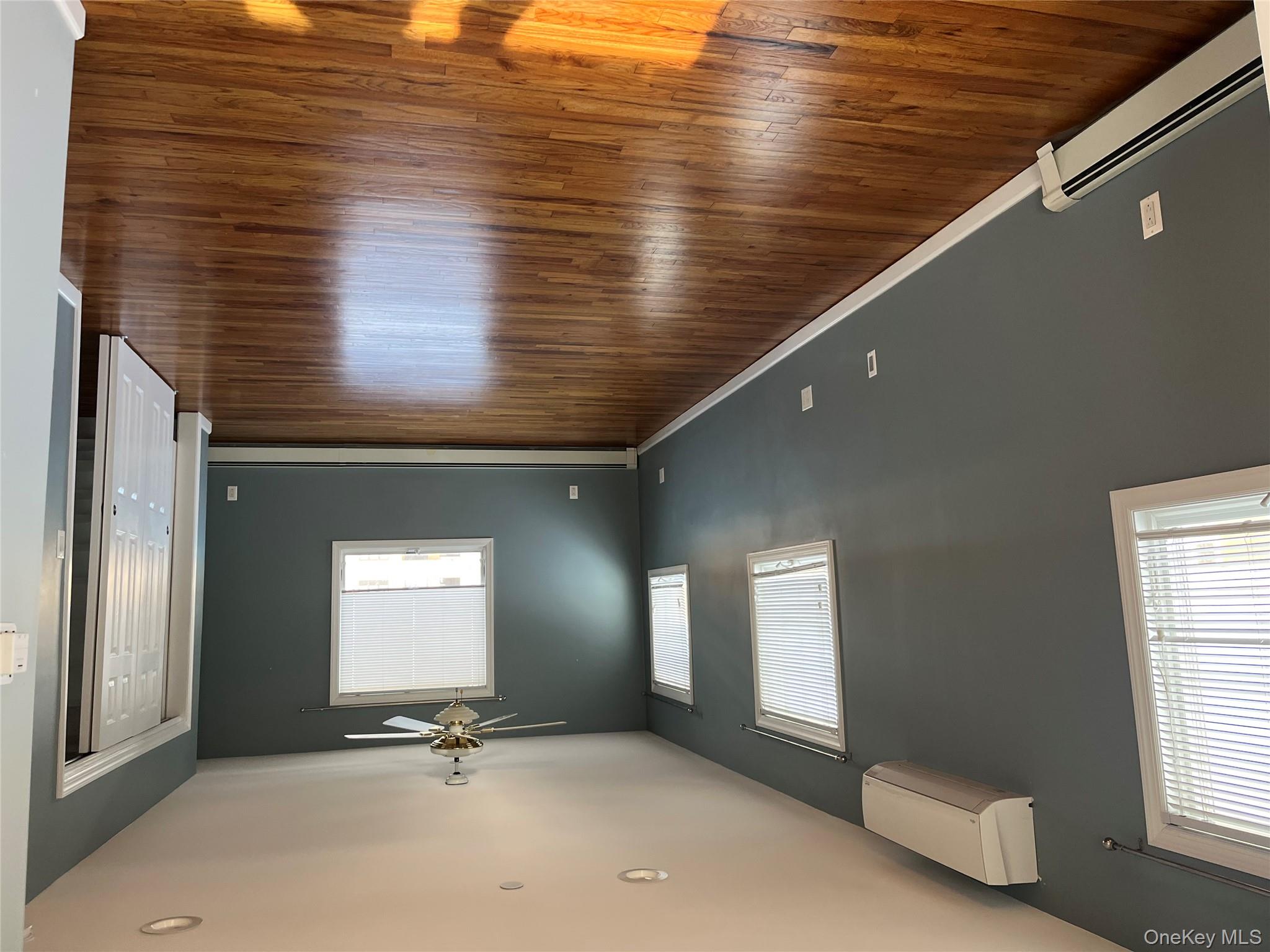 50 Florence Avenue – For Rent photo 13