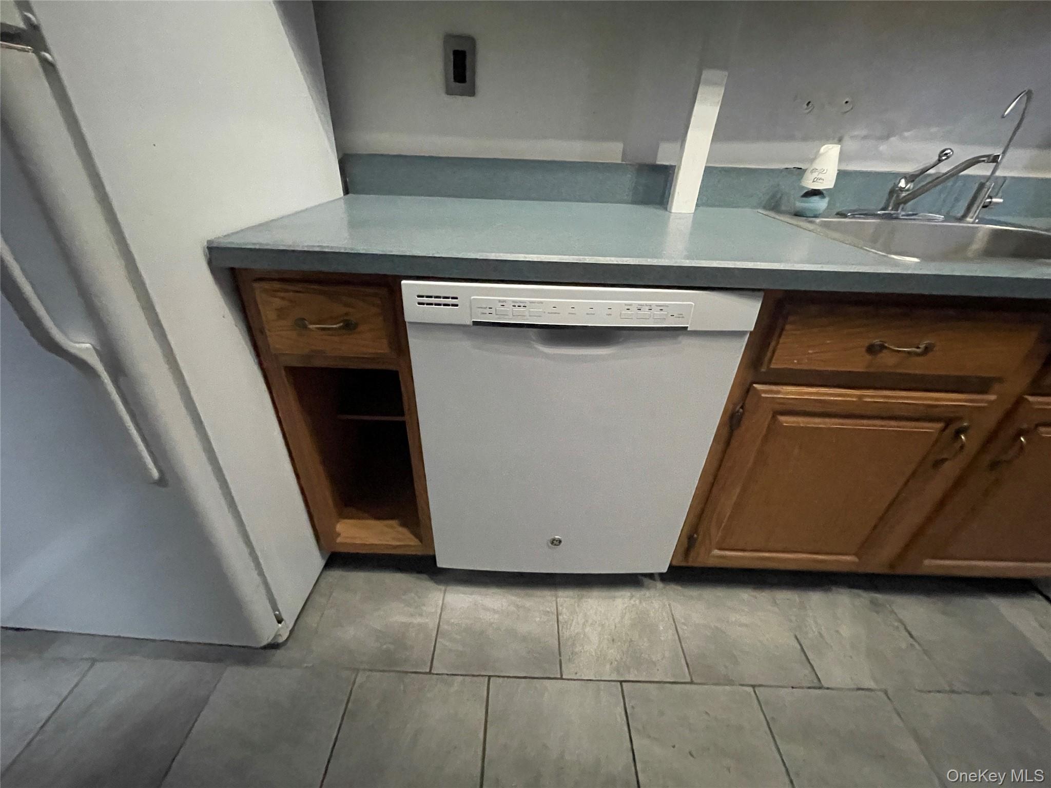 70 Locust Avenue, Unit B114 photo 7