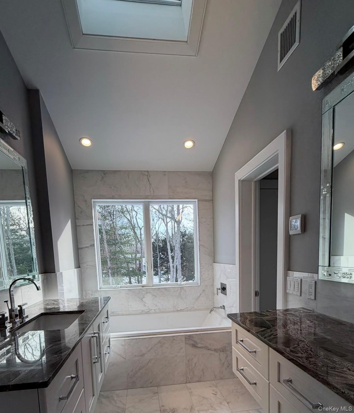 10 Skyes Neck Court – For Rent photo 16