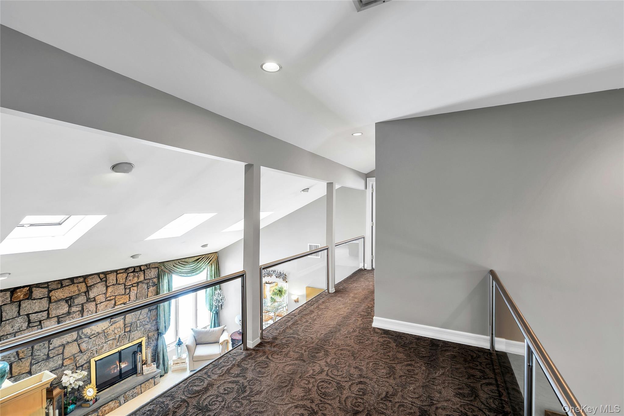 7 Albertson Lane – For Sale photo 33