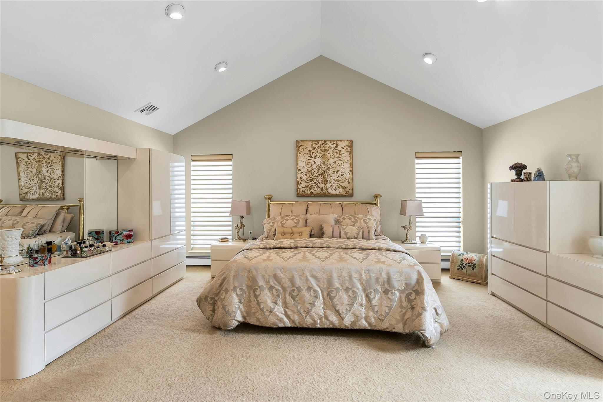 7 Albertson Lane – For Sale photo 34