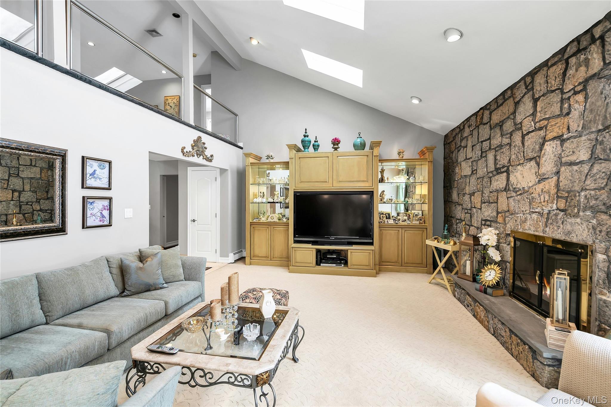 7 Albertson Lane – For Sale photo 18