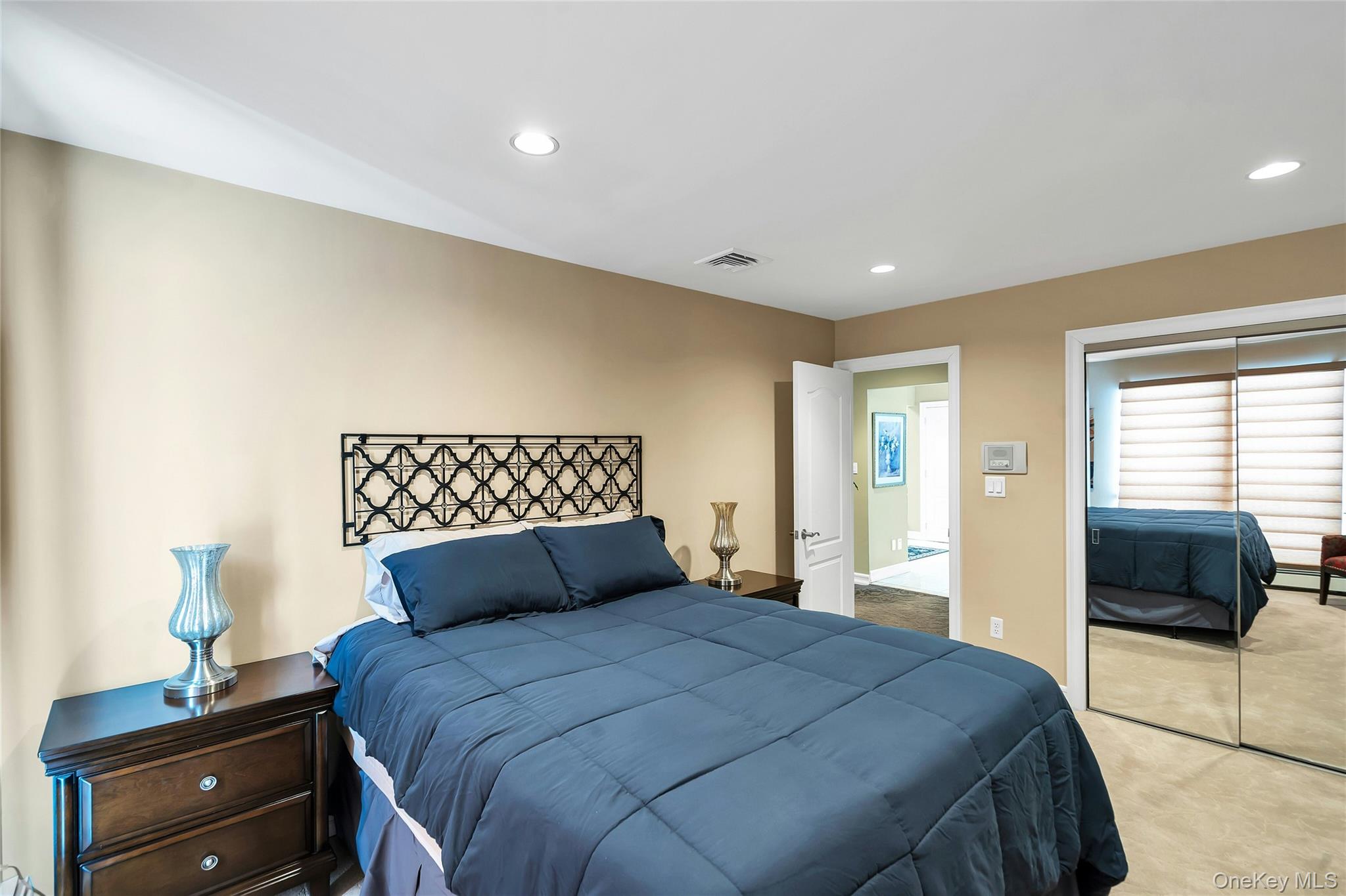 7 Albertson Lane – For Sale photo 30