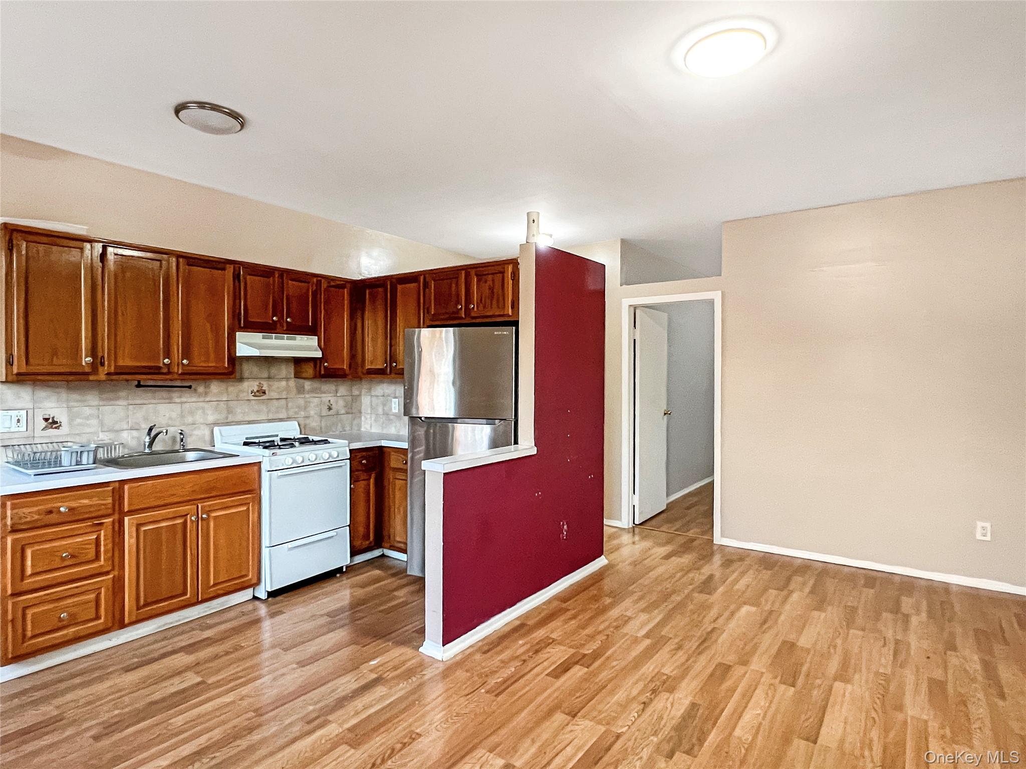 9206 95th Avenue – For Sale photo 5