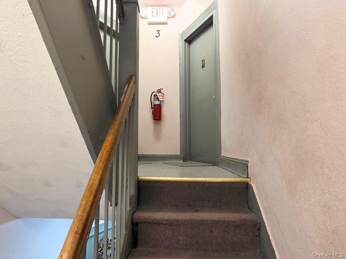 120 Bergen Street N, Unit 5 photo 3