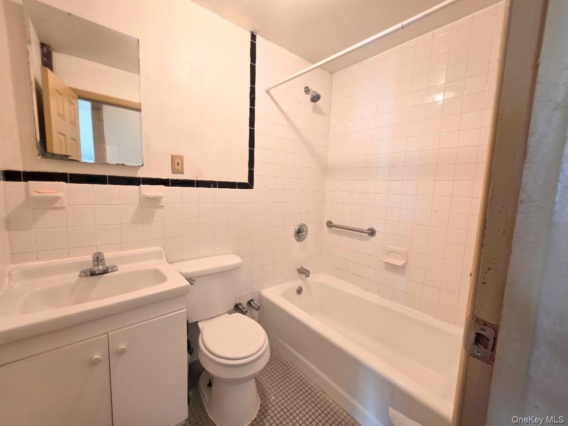 120 Bergen Street N, Unit 5 photo 10