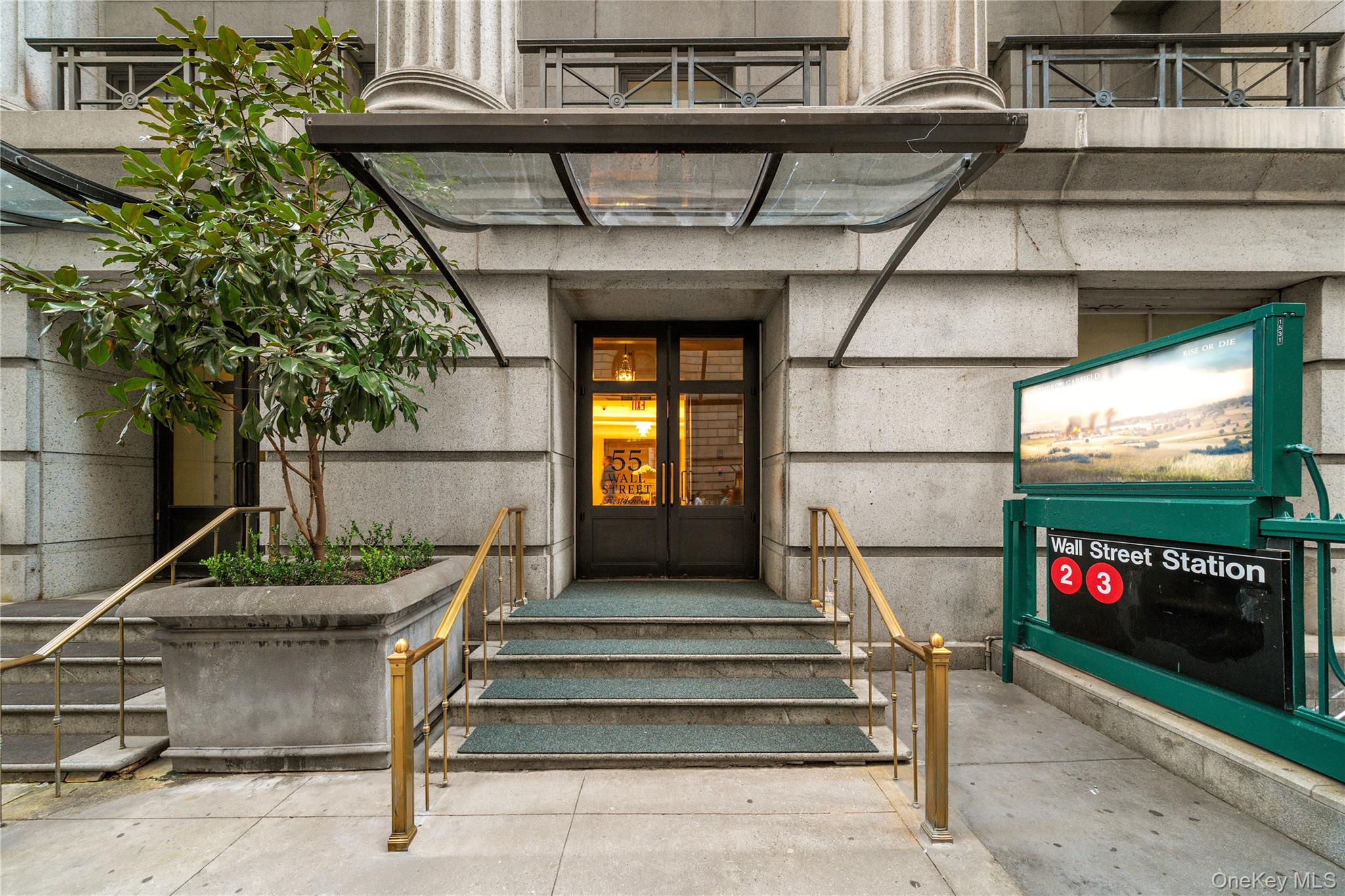 55 Wall Street, Unit 530
