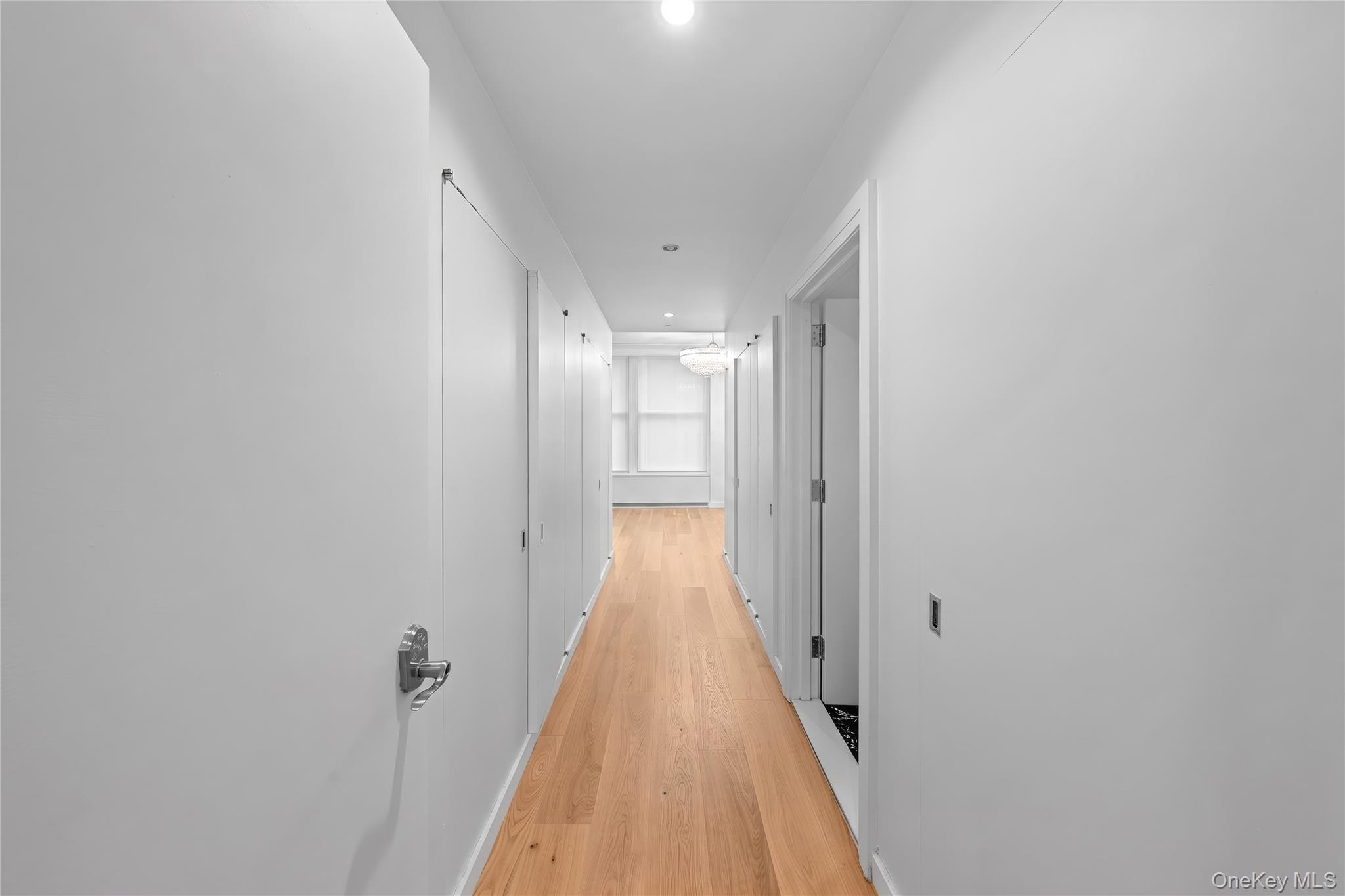 55 Wall Street, Unit 530 photo 9