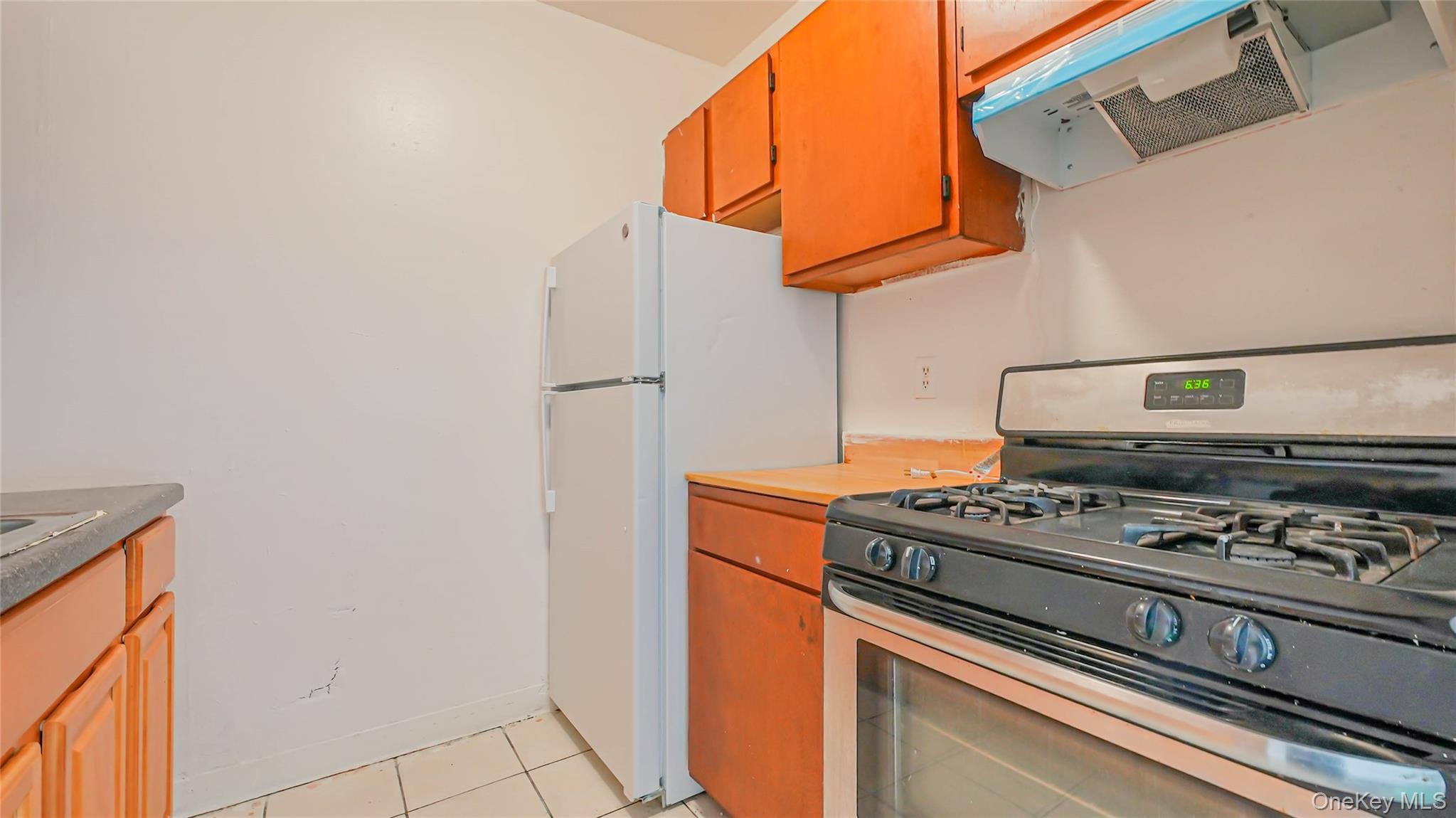 381 E 152nd Street – For Sale photo 5