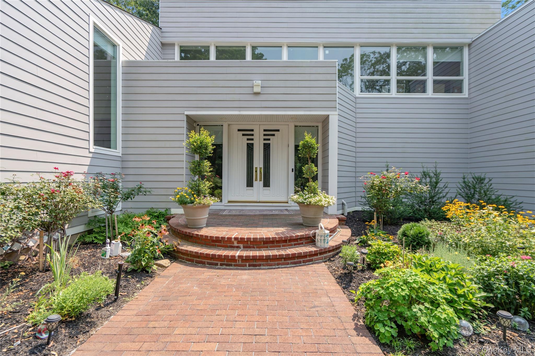 91 Hoaglands Lane – For Sale