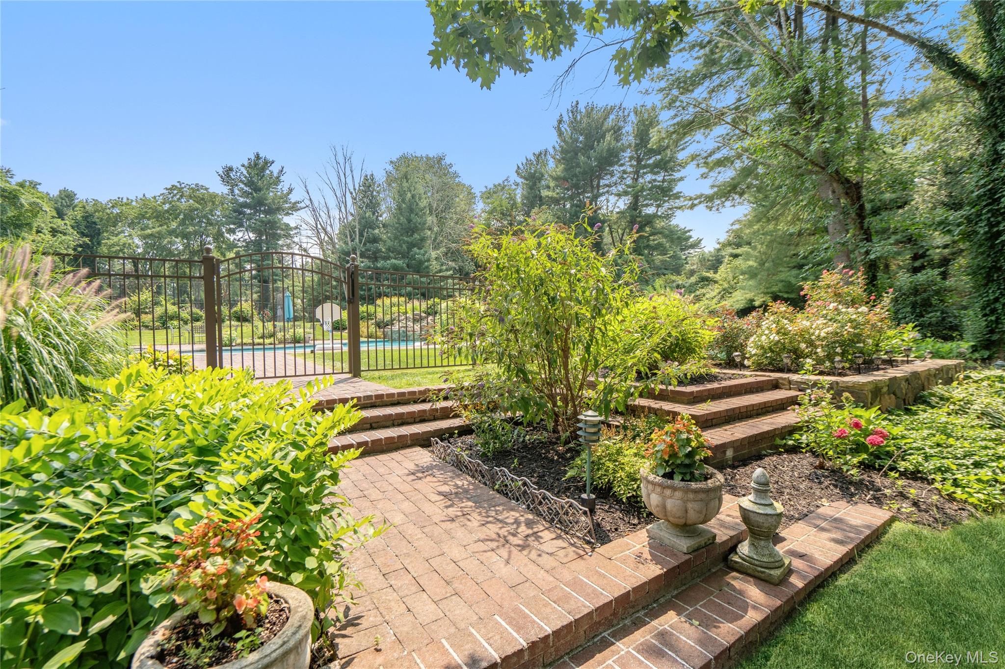 91 Hoaglands Lane – For Sale photo 4