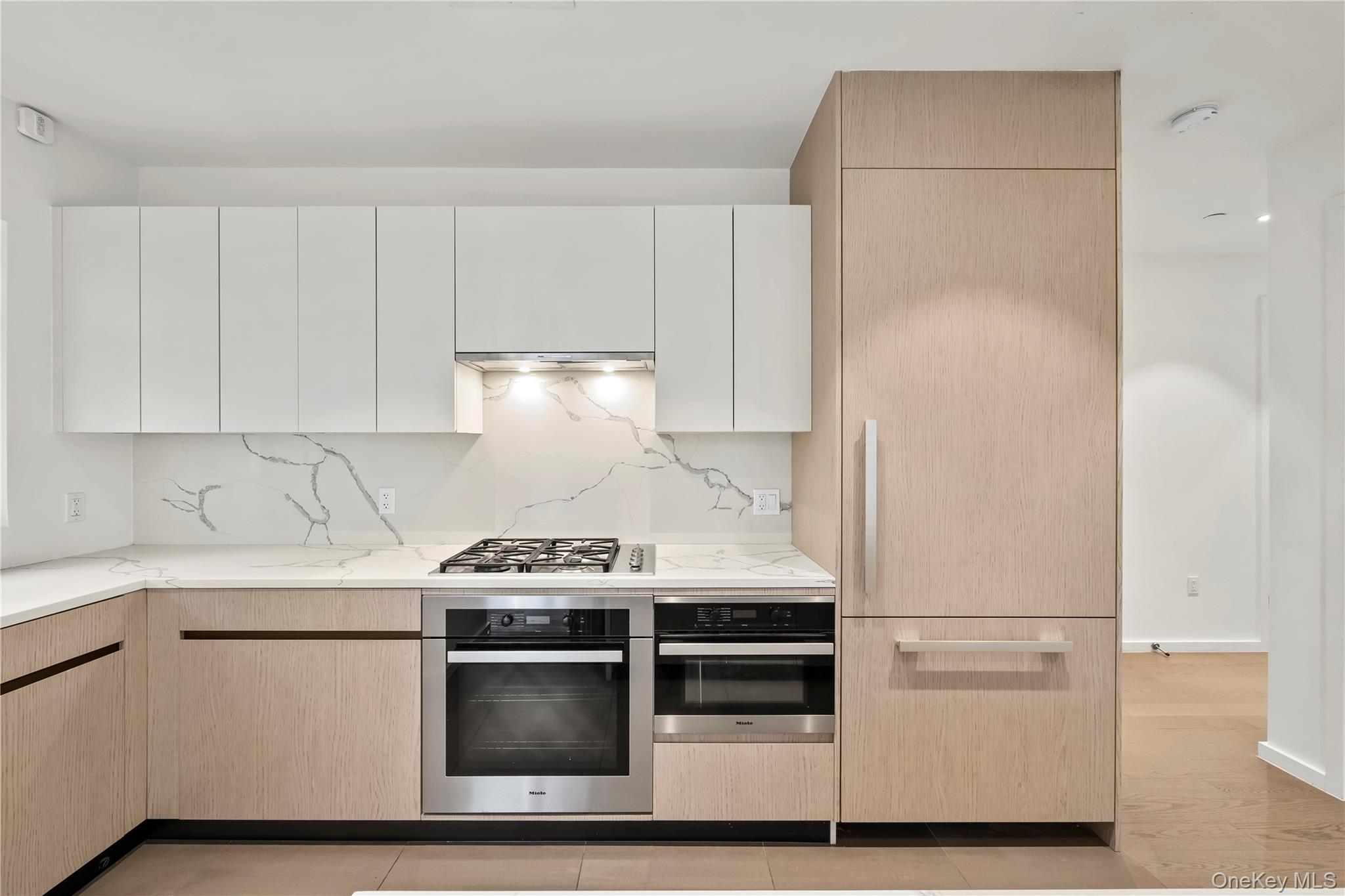 13327 39th Avenue, Unit 3H photo 5