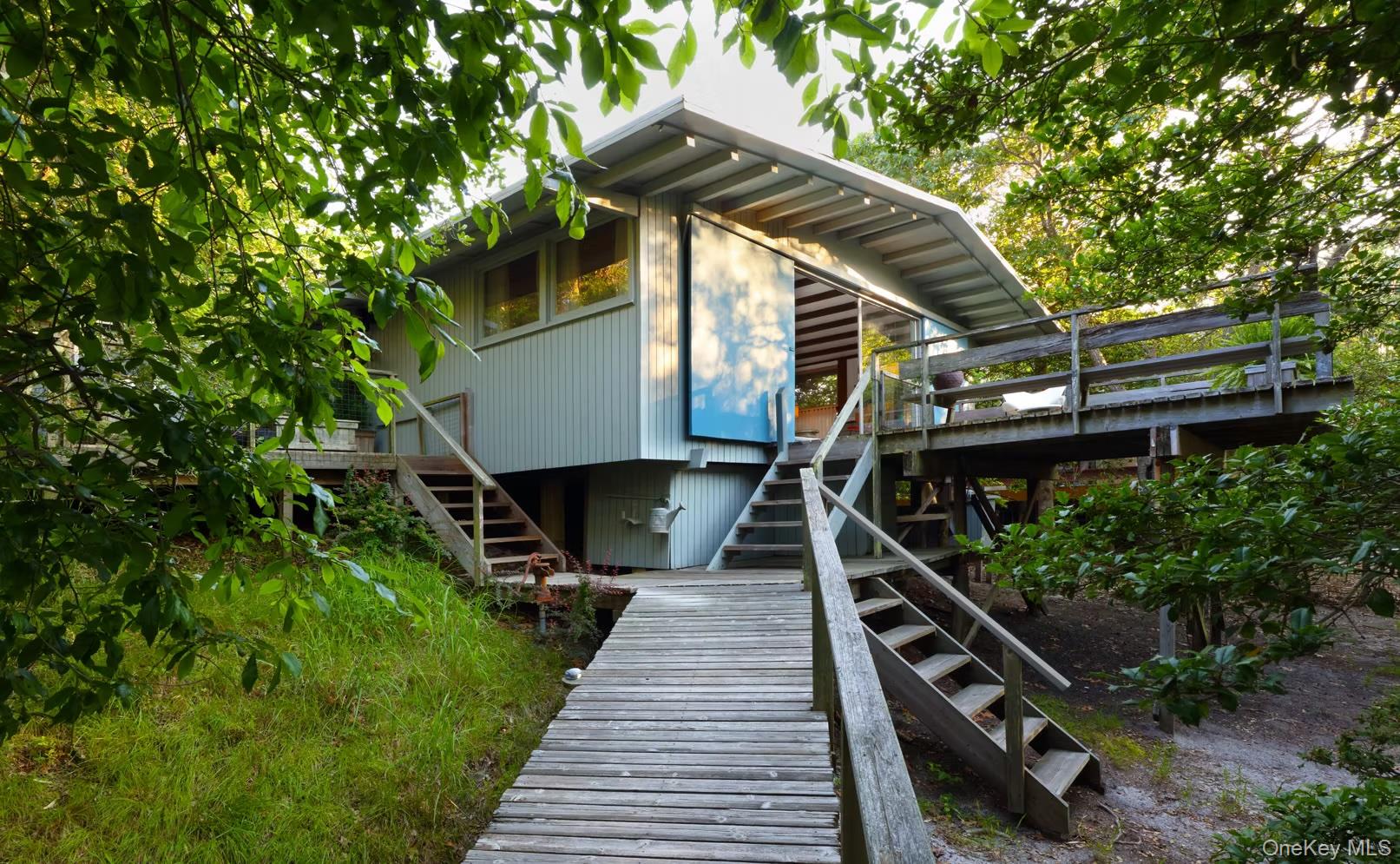 284 Bay Walk – For Sale