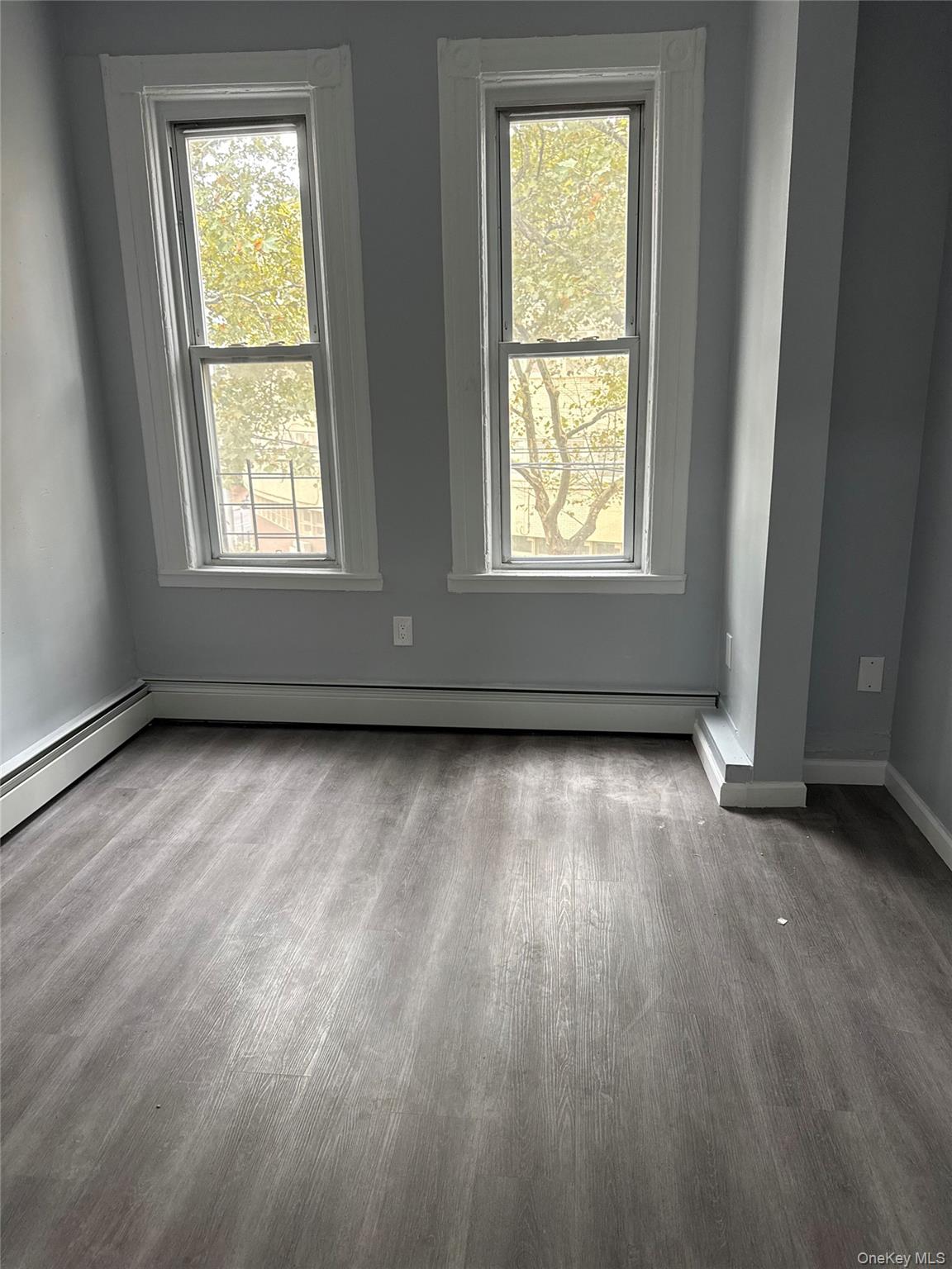 1449 Longfellow Avenue – For Rent photo 4
