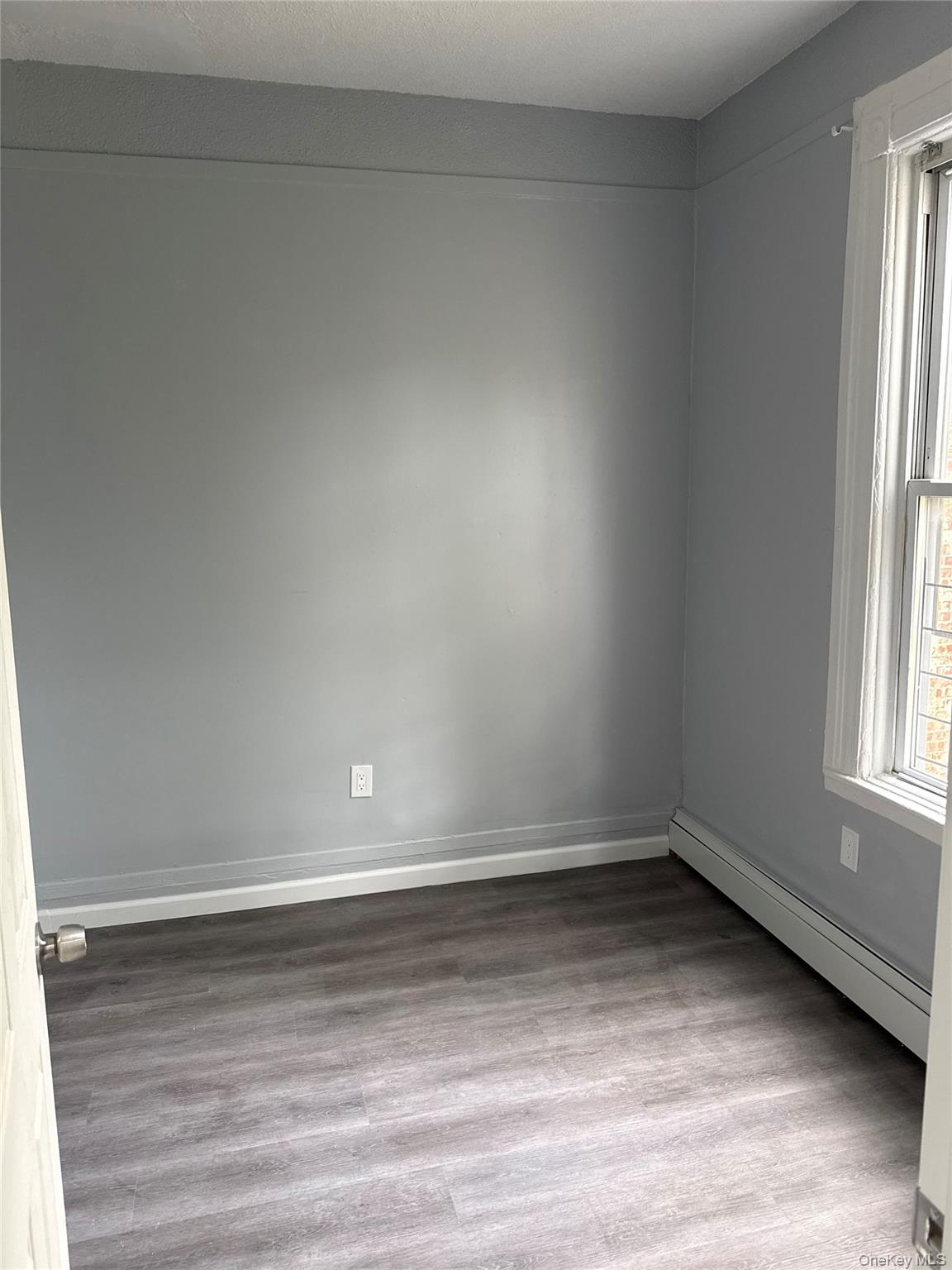 1449 Longfellow Avenue – For Rent photo 7