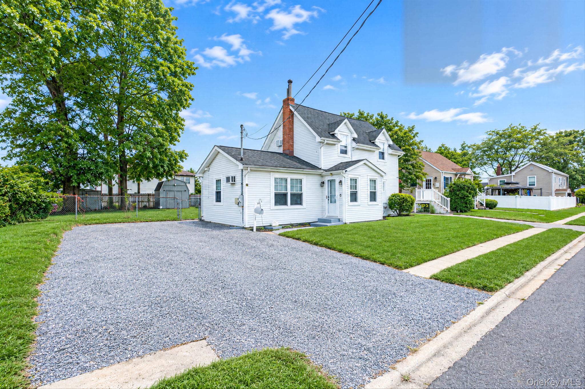 131 E Alhambra Avenue – For Sale photo 2