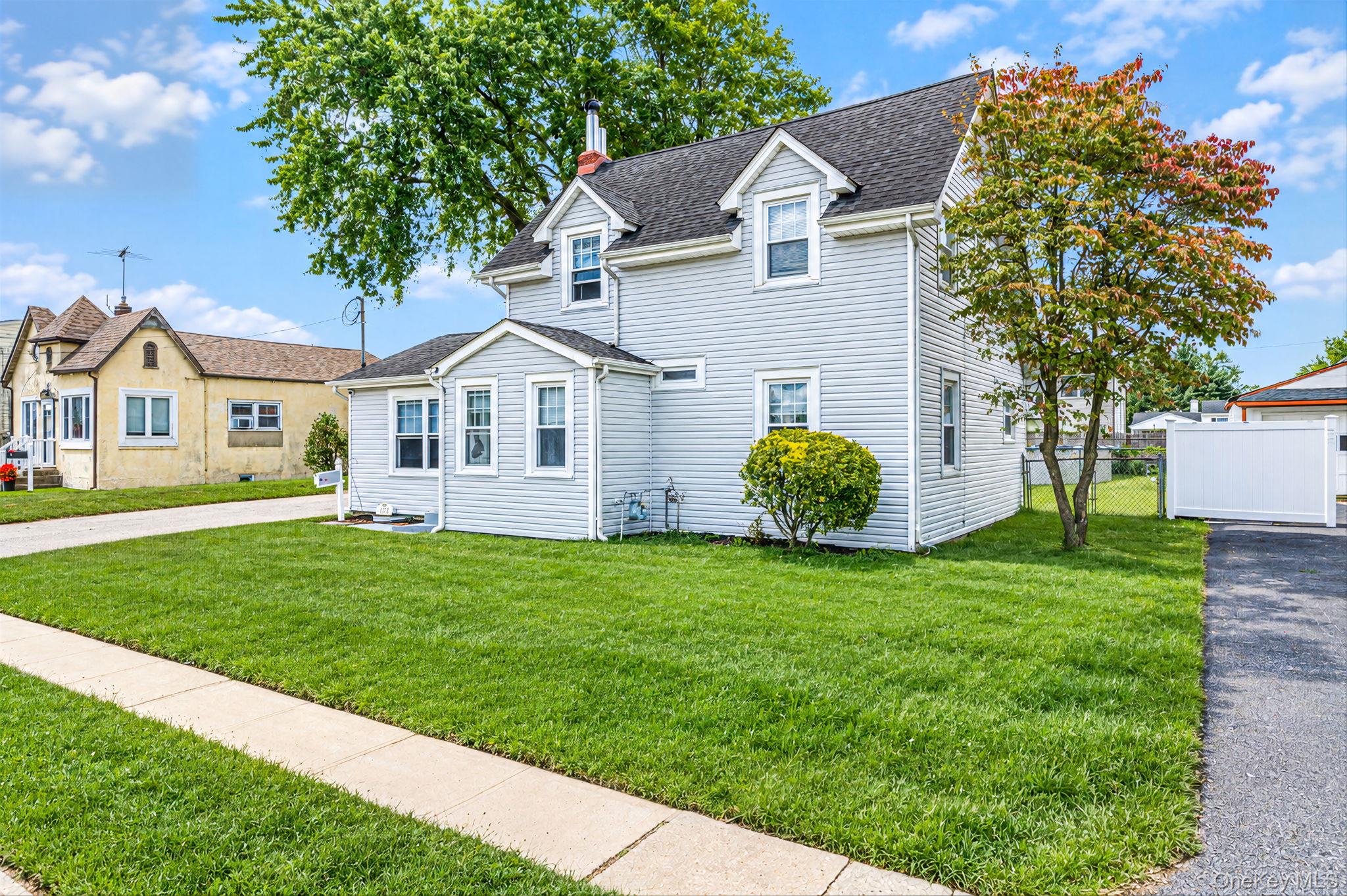 131 E Alhambra Avenue – For Sale photo 3