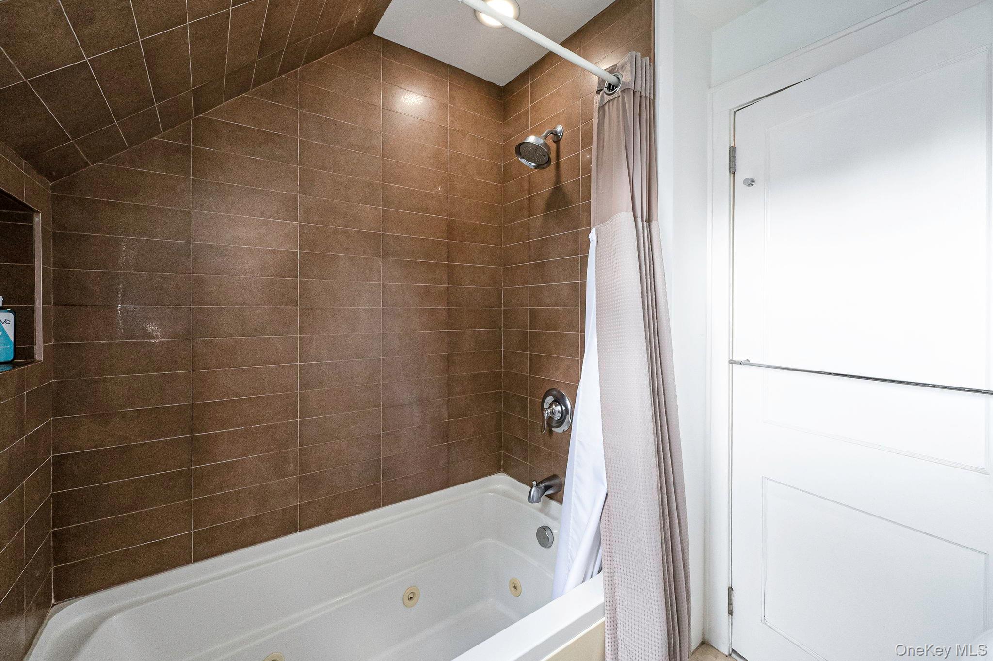 131 E Alhambra Avenue – For Sale photo 27