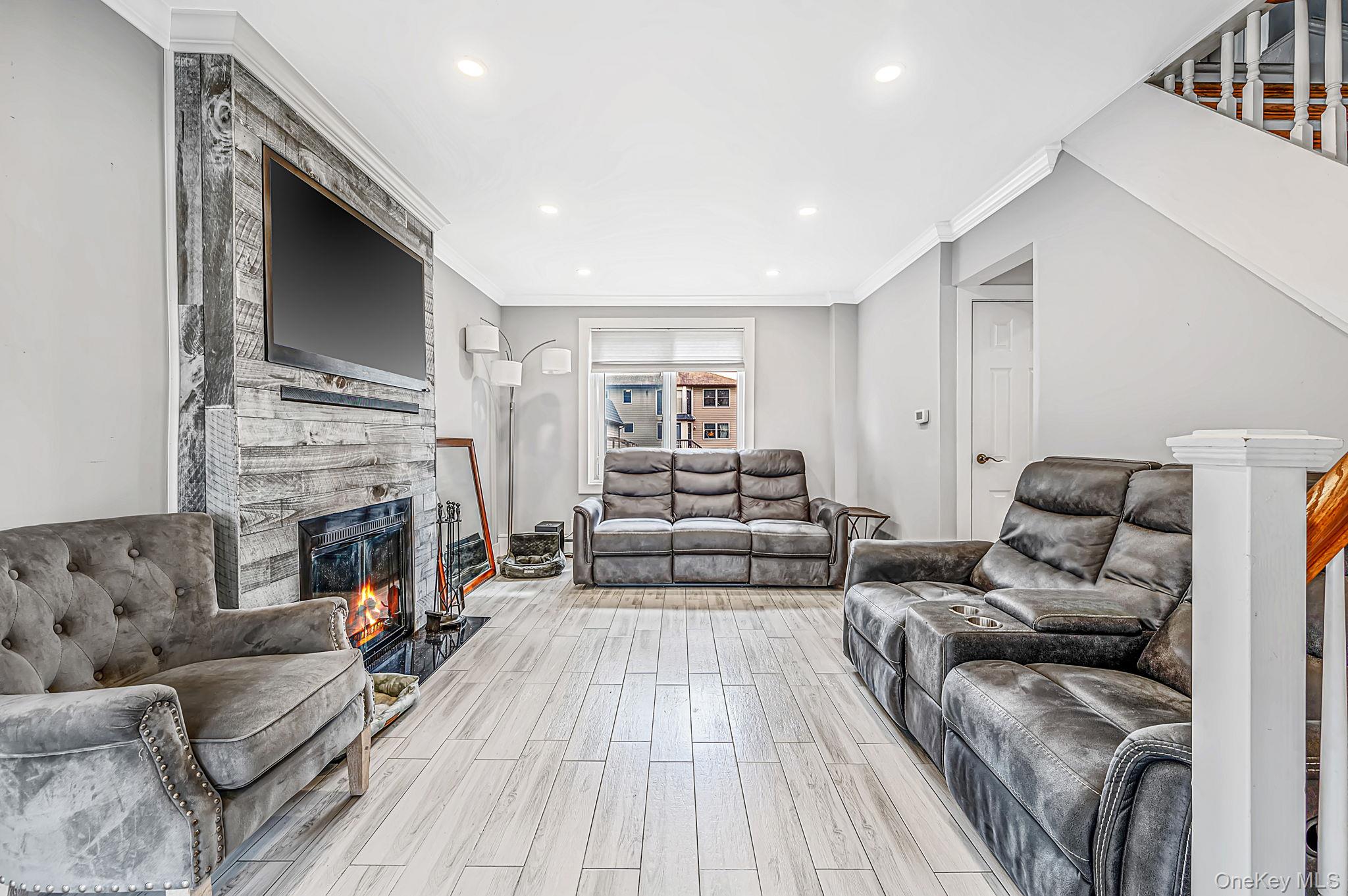 131 E Alhambra Avenue – For Sale photo 11