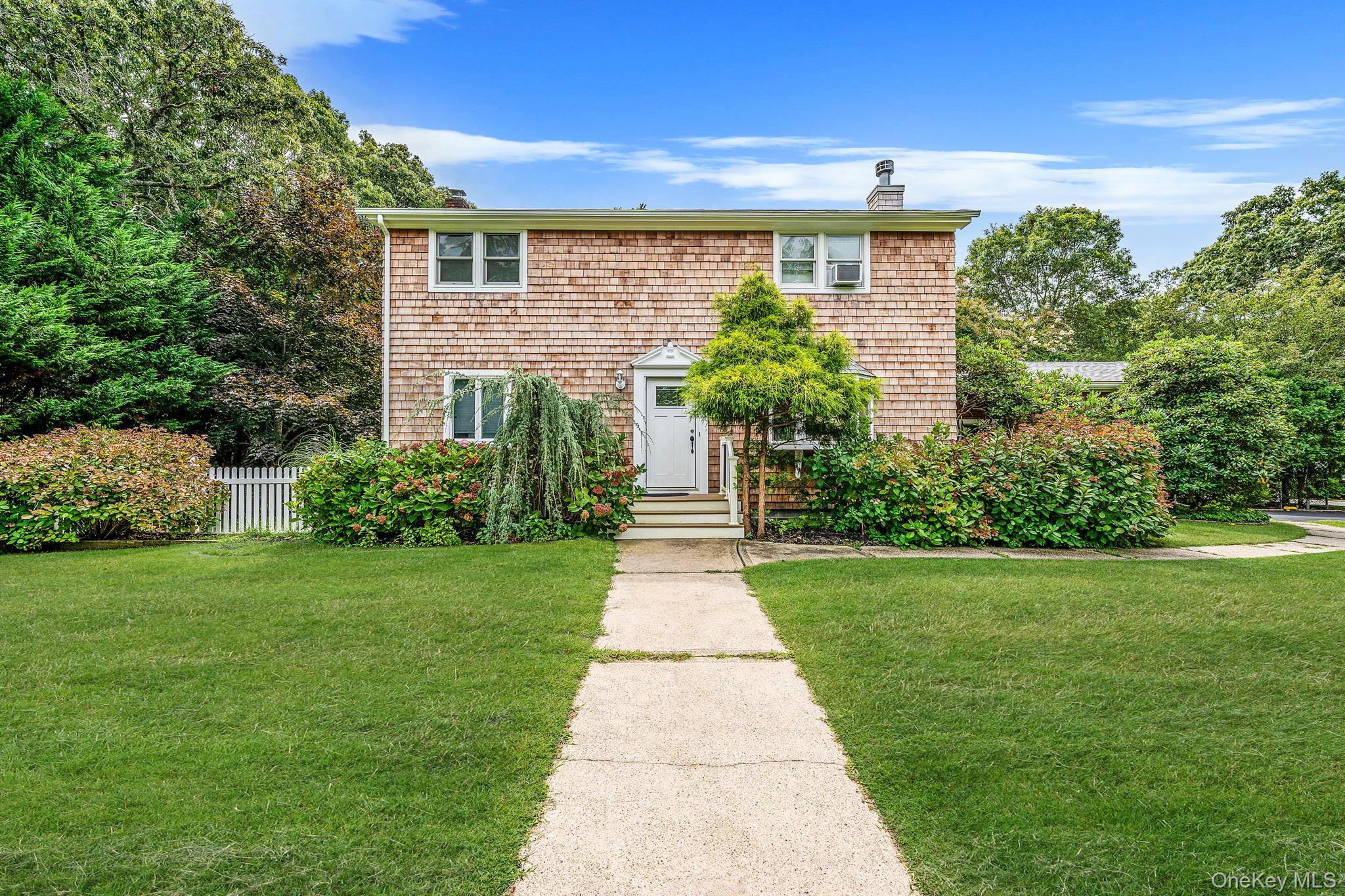 19 Pine Tree Lane – For Rent