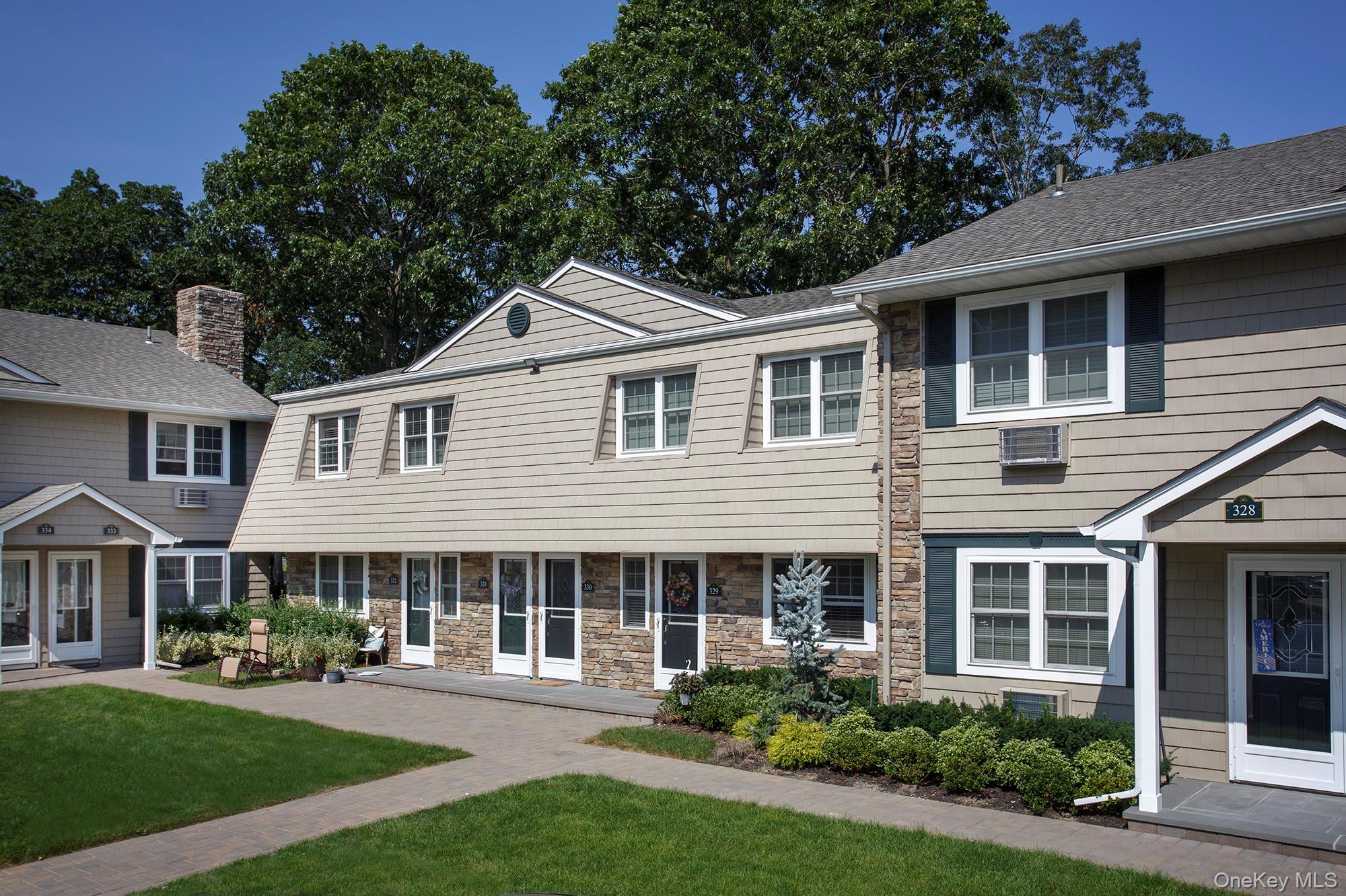 528 Terrace, Unit T14528 photo 2