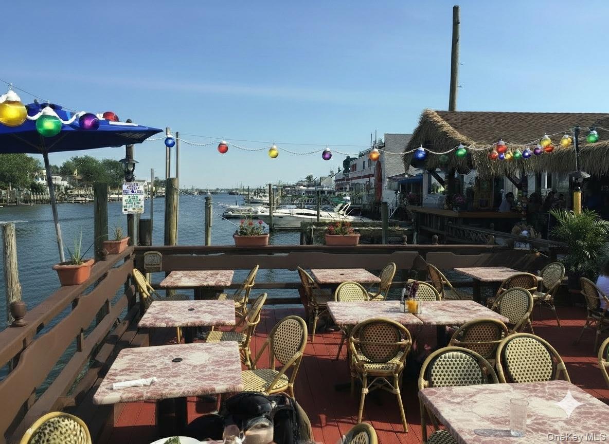 271 Woodcleft Avenue – For Sale photo 5