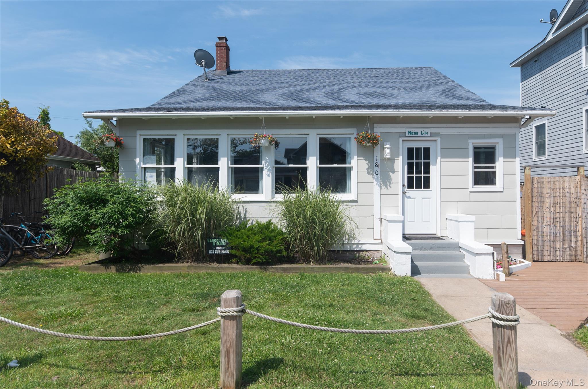 180 Cottage Walk – For Sale