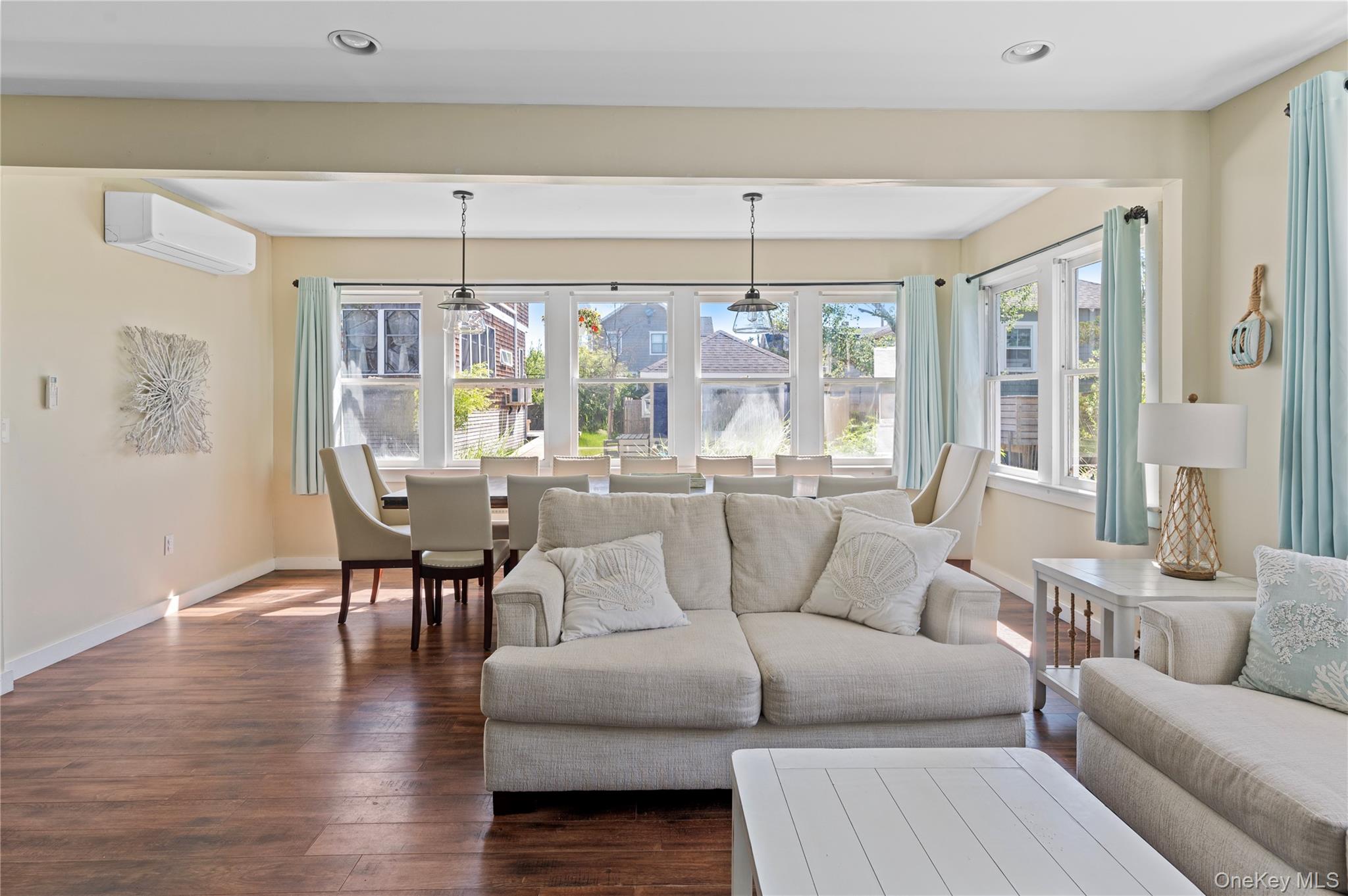 180 Cottage Walk – For Sale photo 4