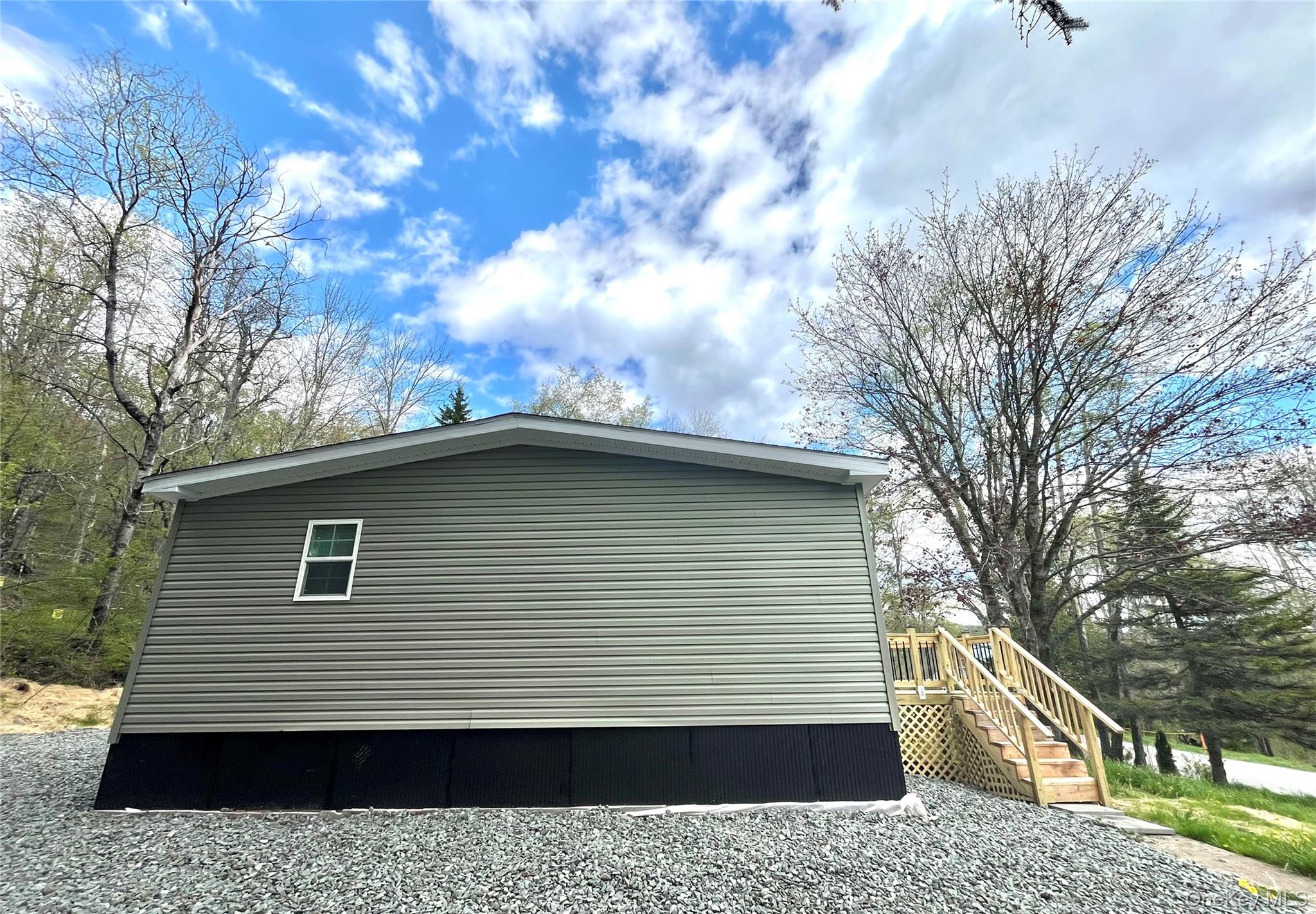 317 Debruce Road – For Sale photo 16