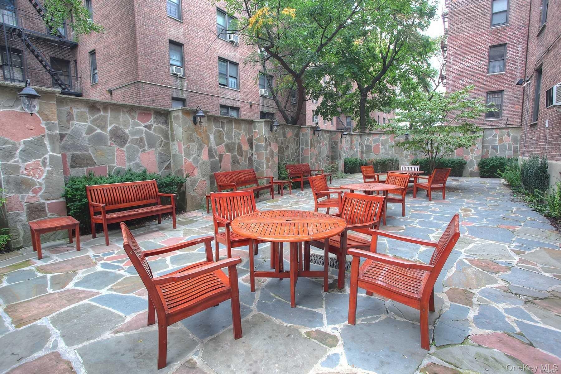 37-27 86th Street St, Unit 1M photo 9