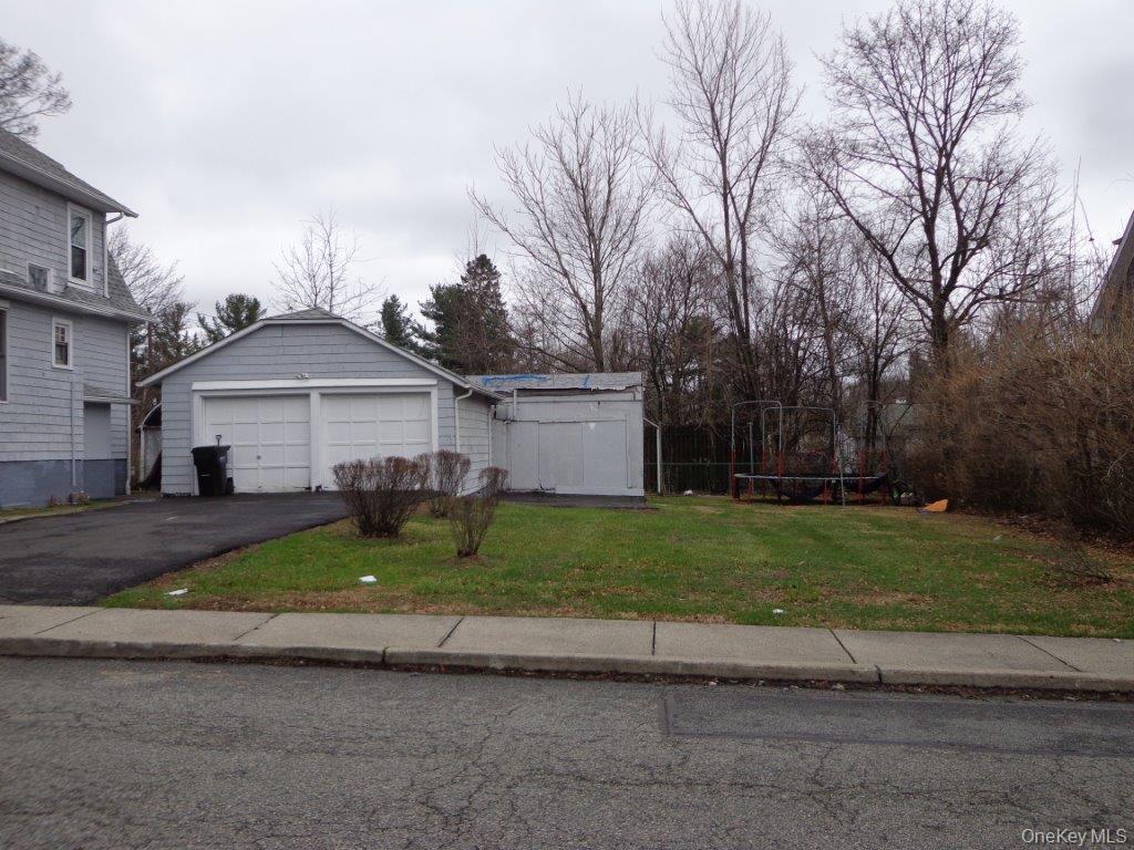 208 Saddle River Road – For Sale photo 2