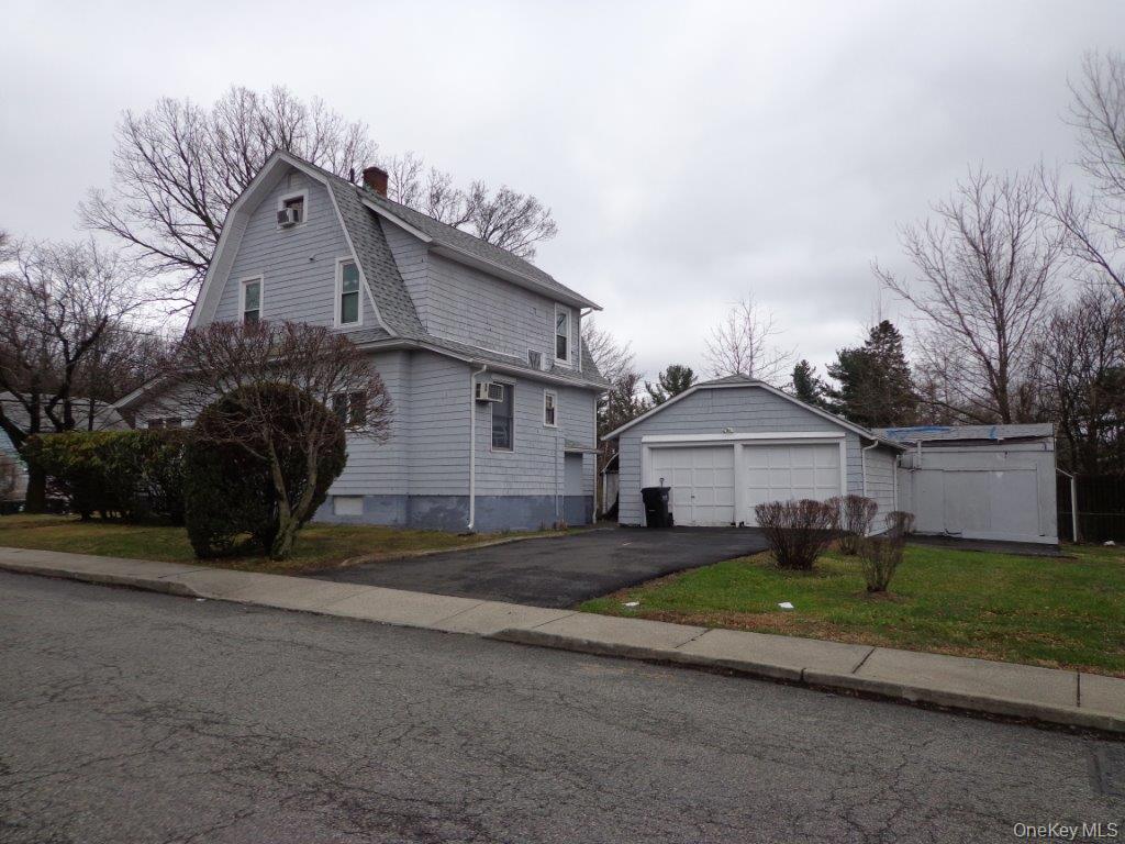 208 Saddle River Road – For Sale